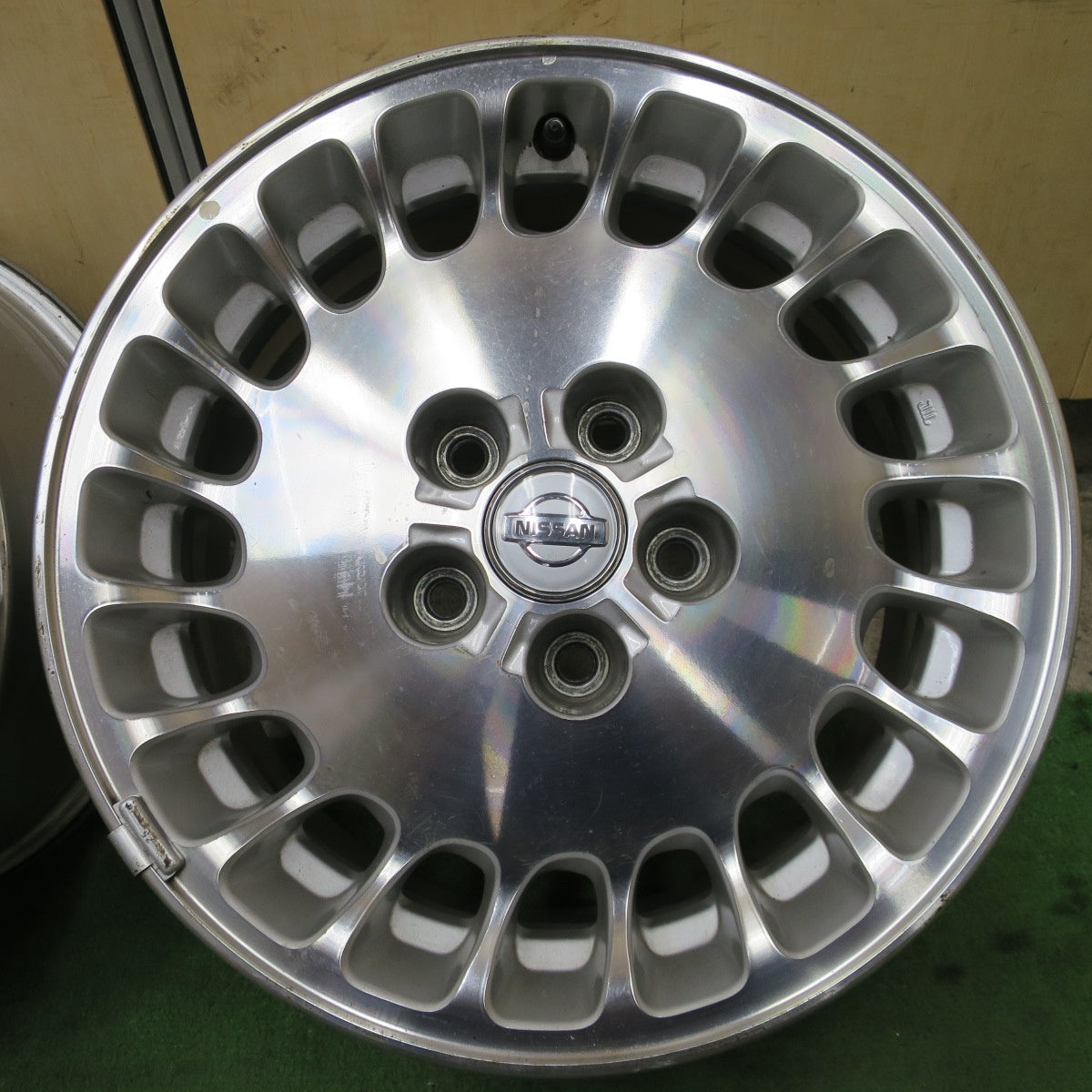 4本価格★日産 Y33 シーマ 純正 ホイール 16インチ 16×7JJ PCD114.3/5H★6052903NGホ