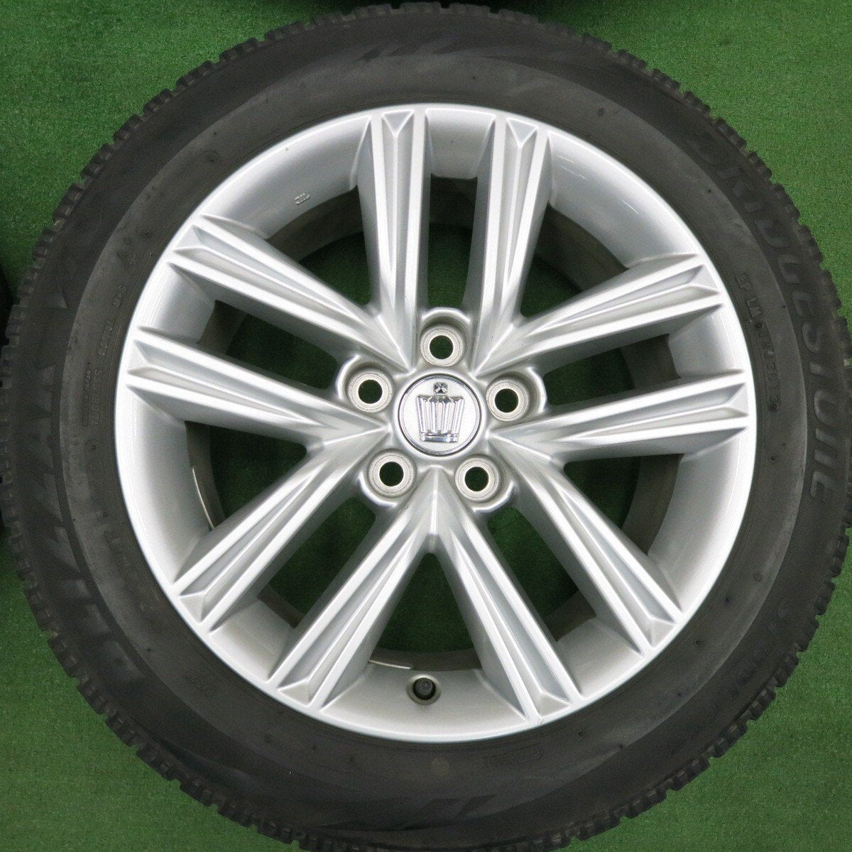 4本価格★トヨタ 210系 クラウン 純正 215/55R17 スタッドレス ブリヂストン VRX 17インチ PCD114.3/5H★4123004HAス