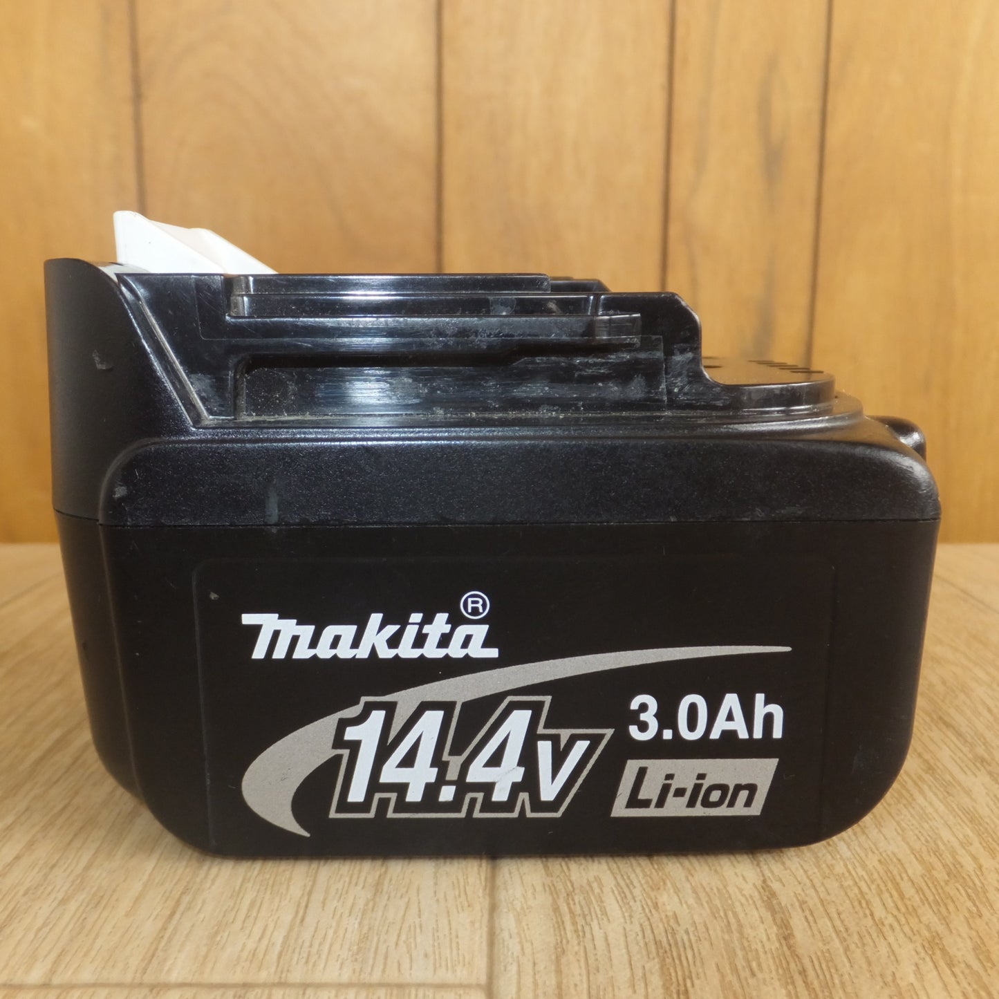 [送料無料] ★マキタ makita Li-ion バッテリ BL1430　DC14.4V 3.0Ah 44Wh★