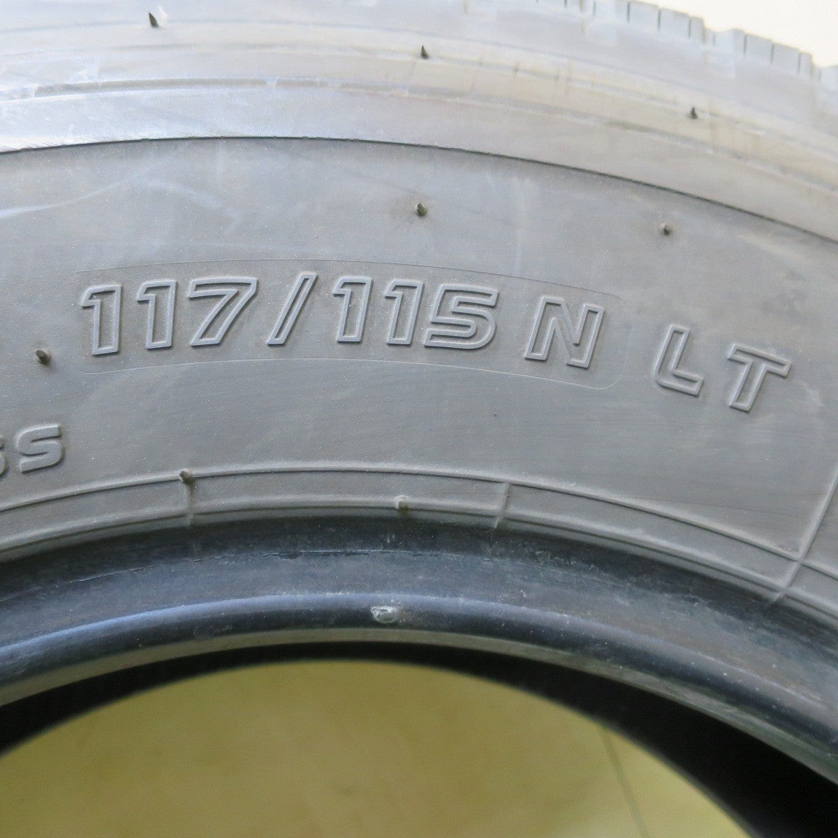 1本価格★トラック タイヤ 205/85R16 117/115N トーヨー デルベックス M134 DELVEX 16インチ★5041604イノタ