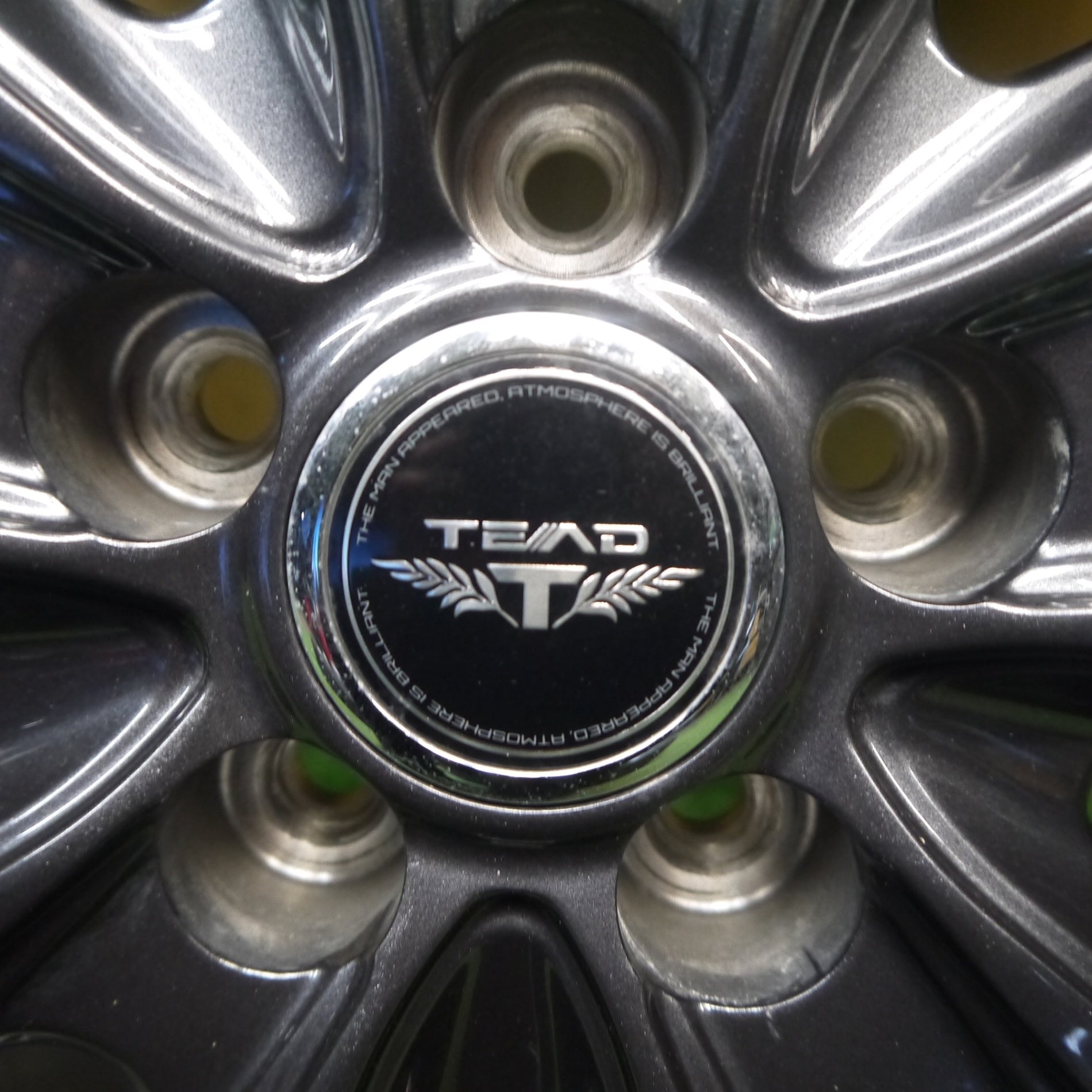 バリ溝！23年！9.5分◎シエンタ 等 185/60R15 スタッドレス ダンロップ
