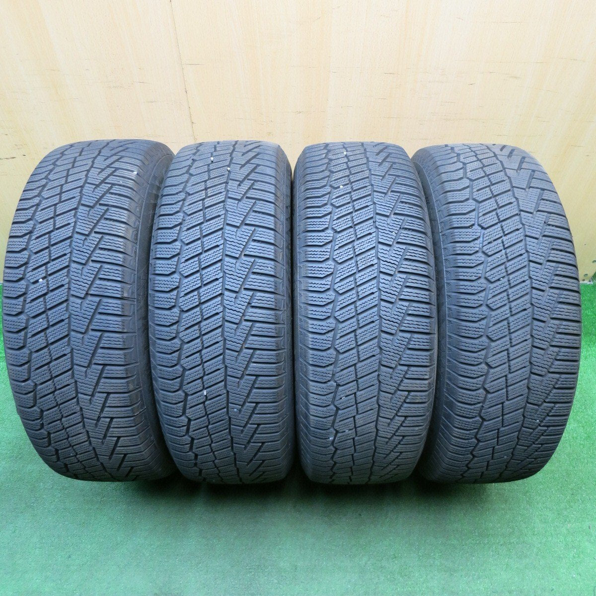 バリ溝！22年！キレイ！9分★ボルボ XC60 純正 235/60R18 スタッドレス コンチネンタル ノースコンタクト NC6 18インチ PCD108/5H★5032102NJス