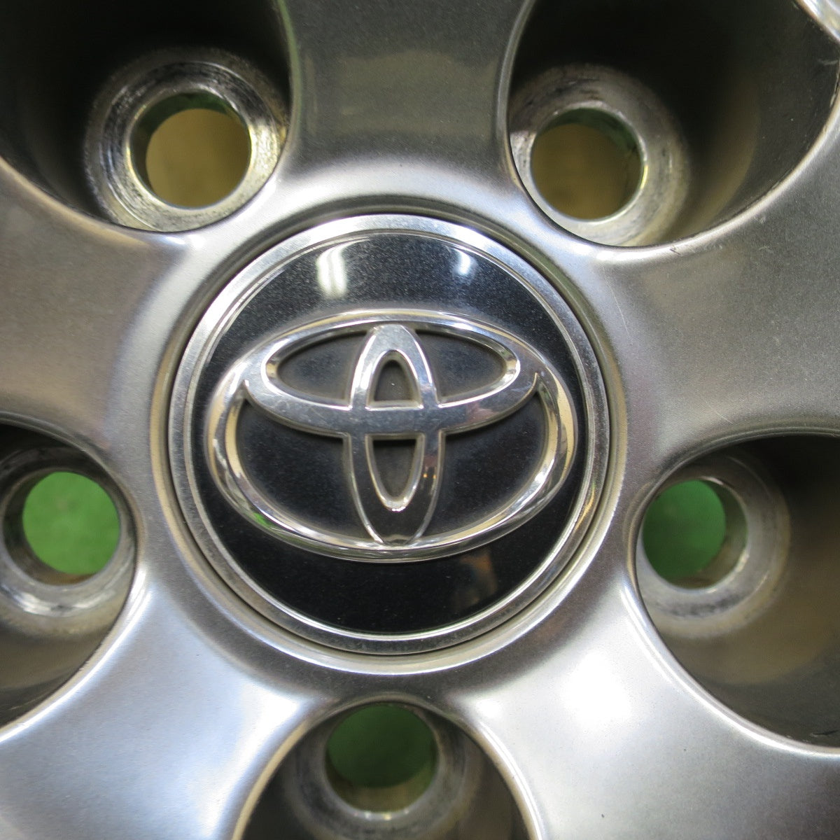 4本価格◎トヨタ 60系 ハリアー 純正 ホイール 18インチ 18×7.5J PCD114.3/5H◎6081102NGホ