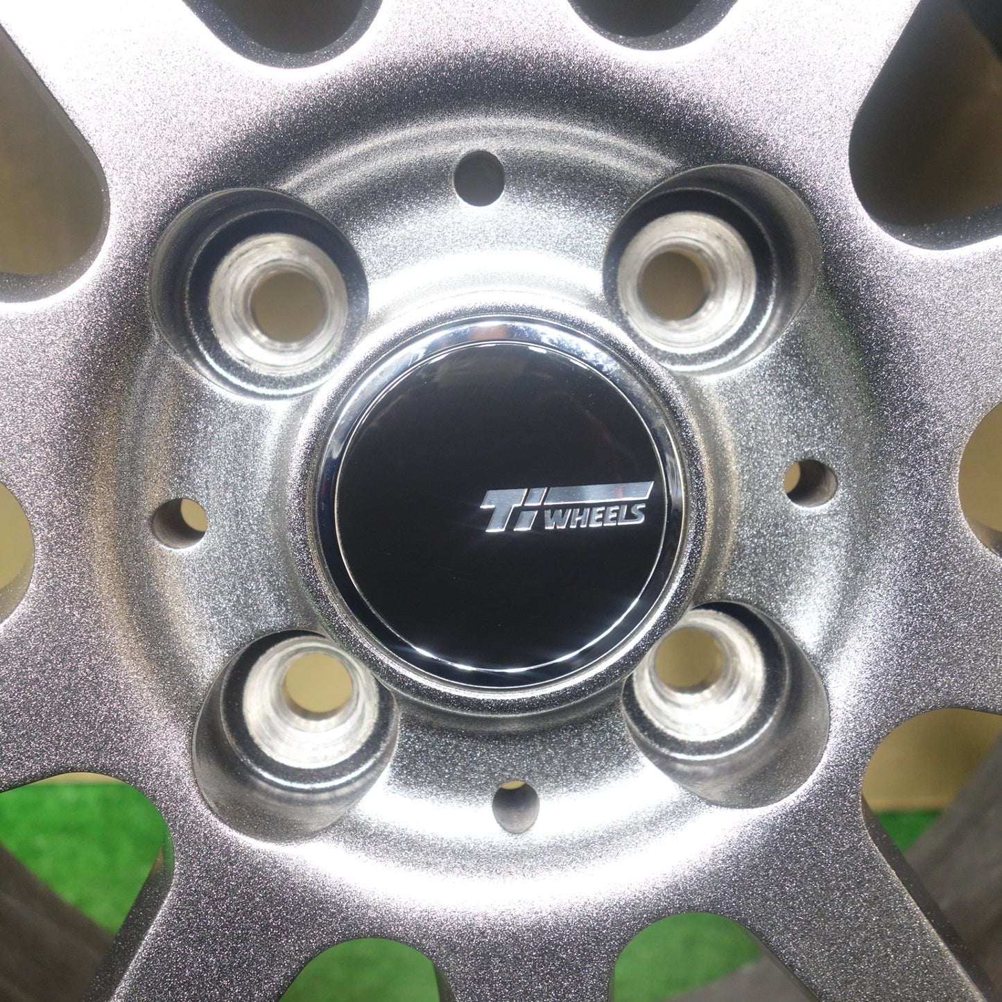 バリ溝！24年！キレイ！ほぼ10分★スタッドレス 185/60R15 ダンロップ ウインターマックス WM02 Ti WHEELS ホイール 15インチ PCD100/4H★6012402KTス