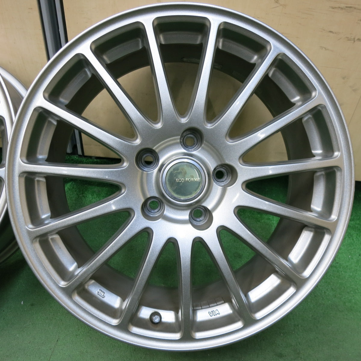 [送料無料] キレイ★ECO FORME ブリヂストン製 ホイール 17インチ エコフォルム 17×7J PCD114.3/5H★5021420SYホ