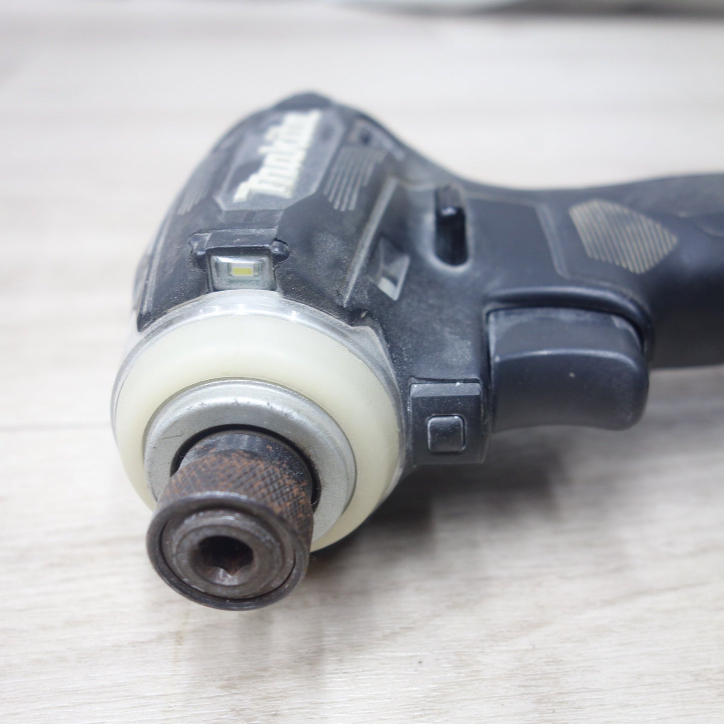 [送料無料] ◆マキタ 充電式 インパクトドライバ TD162D 電動 工具 コードレス 14.4V makita◆