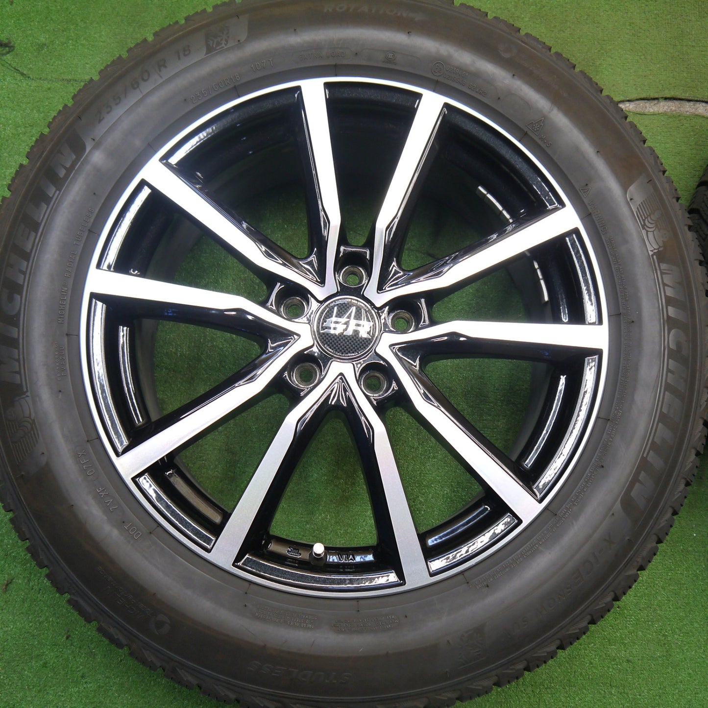 [送料無料] バリ溝！22年！キレイ！9分★スタッドレス 235/60R18 ミシュラン X-ICE SNOW SUV STRANGER ストレンジャー 18インチ PCD114.3/5H★5040705Hス