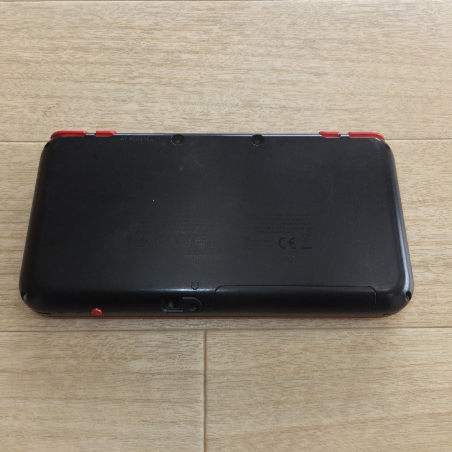 [送料無料] ジャンク★任天堂 NINTENDO newニンテンドー2DS LL マリオカート7モデル　東芝 マイクロSDHCカード 4GB　セット★