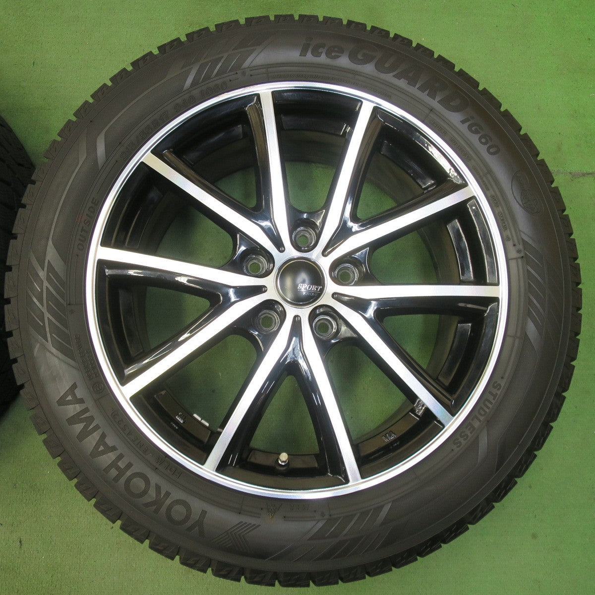 バリ溝！22年！キレイ！9.5分★スタッドレス 215/55R17 ヨコハマ アイスガード iG60 SPORT KRONE スポルト クローネ 17インチ PCD114.3/5H★5100704イス