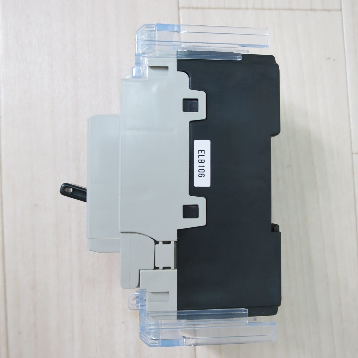 [送料無料] 未使用☆富士電機 一般配線用 漏電遮断器 EW32AAG-2P010 漏電ブレーカー☆