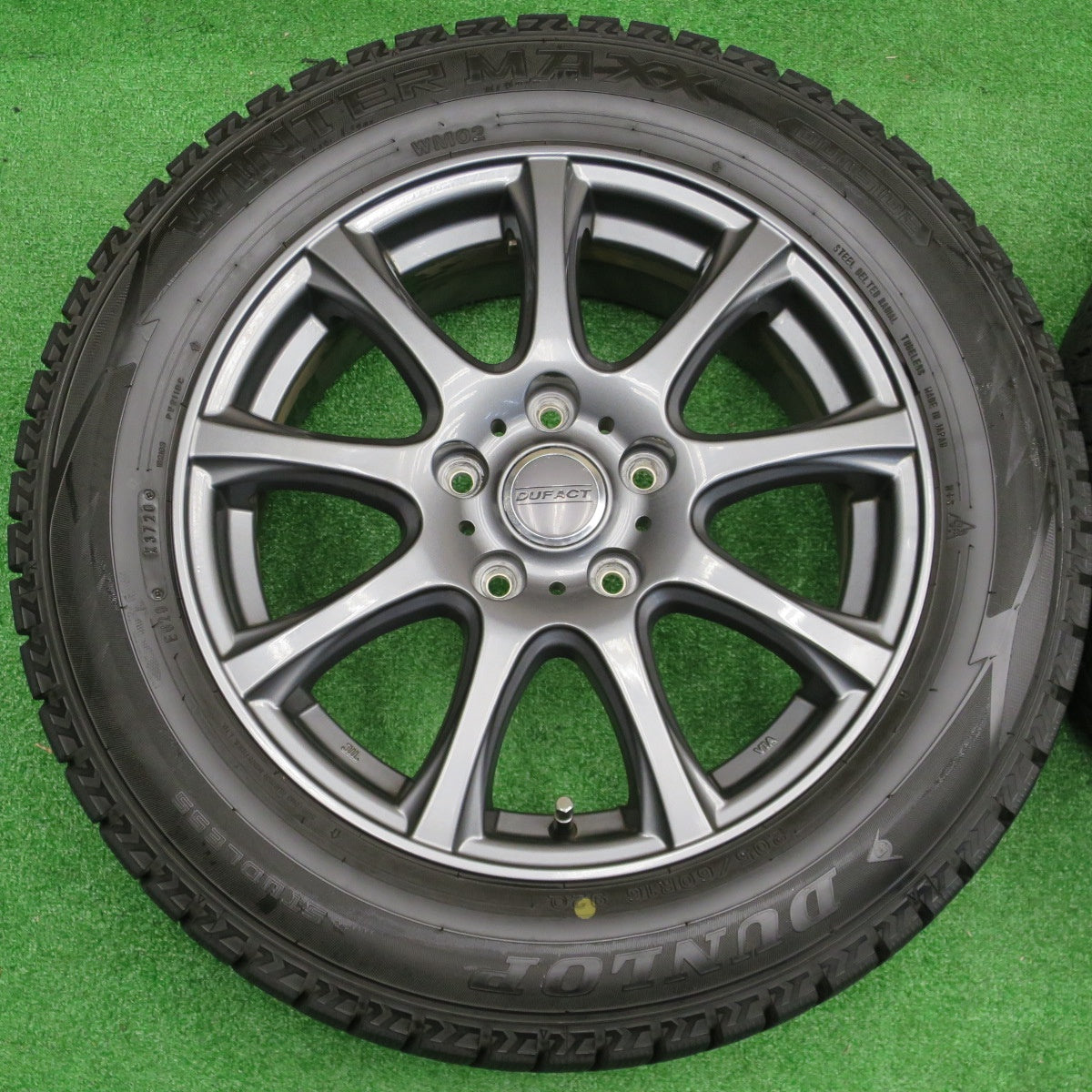 バリ溝！キレイ！9.5分★スタッドレス 205/60R16 ダンロップ ウインターマックス WM02 DUFACT デュファクト 16インチ PCD114.3/5H★5121304NKス