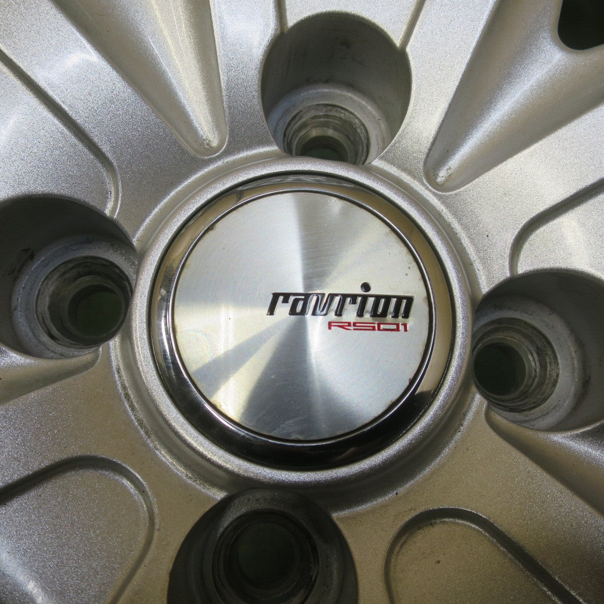 バリ溝！23年！9.5分★スタッドレス 195/65R16 ダンロップ ウインターマックス WM02 ravrion RS01 ラブリオン 16インチ PCD100/4H★6041704イス