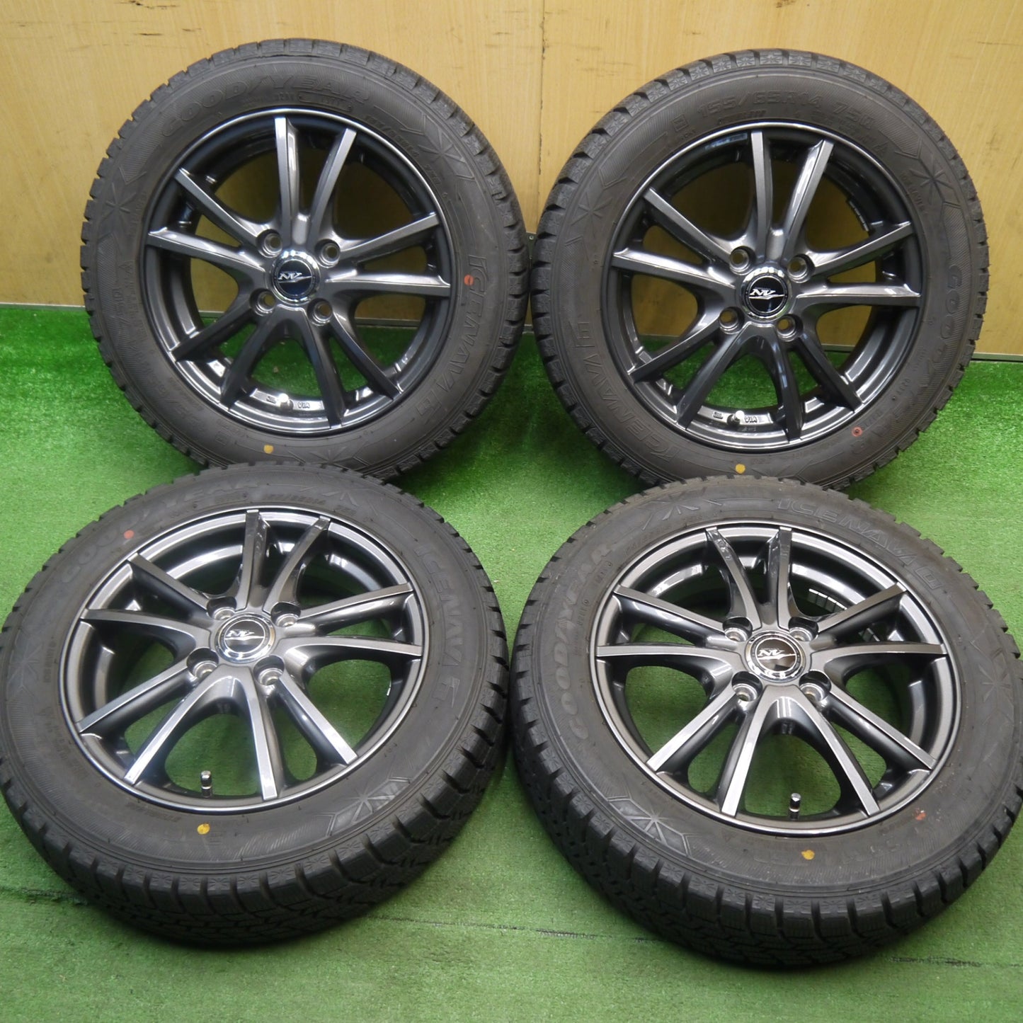 ほぼ未使用！キレイ★スタッドレス 155/65R14 グッドイヤー アイスナビ6 NIRVANA NV ニルバーナ ニルヴァーナ 14インチ PCD100/4H★6041002Hス