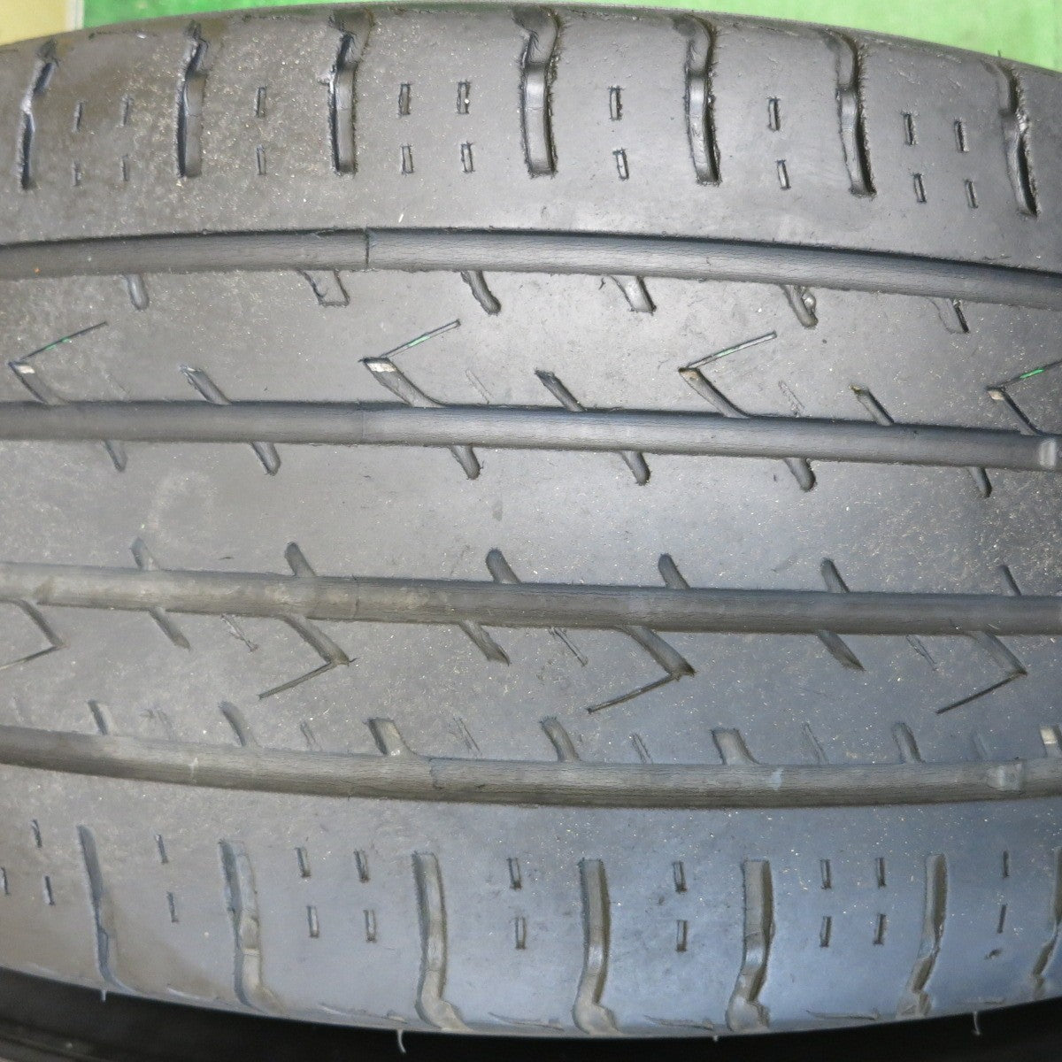 4本価格★LEONIS LV 225/55R19 クムホ CRUGEN Premium 19インチ レオニス PCD114.3/5H★6043003HAノ