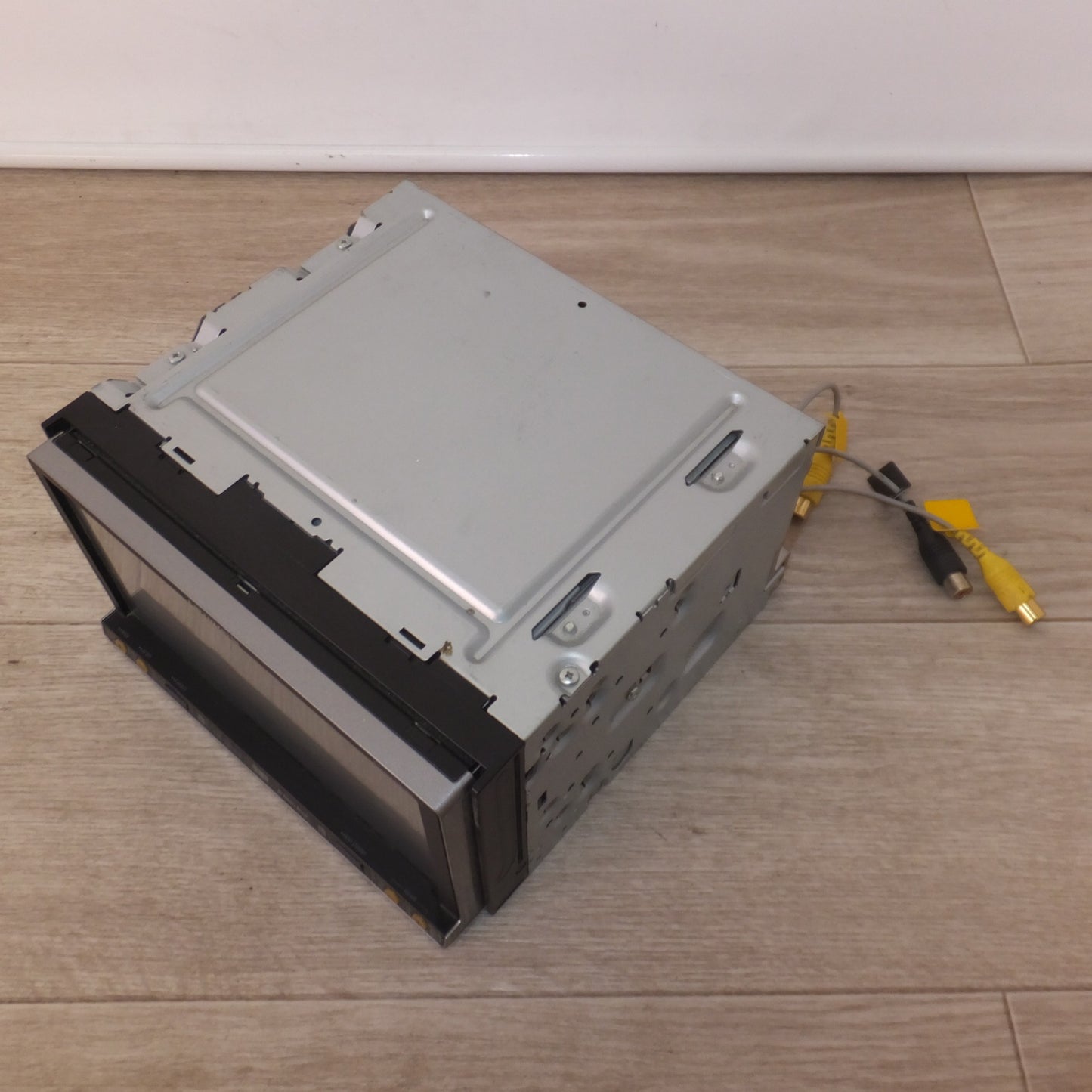 [送料無料] ★カロッツェリア carrozzeria AV一体型メモリーナビゲーション 楽ナビ AVIC-MRZ099(27★