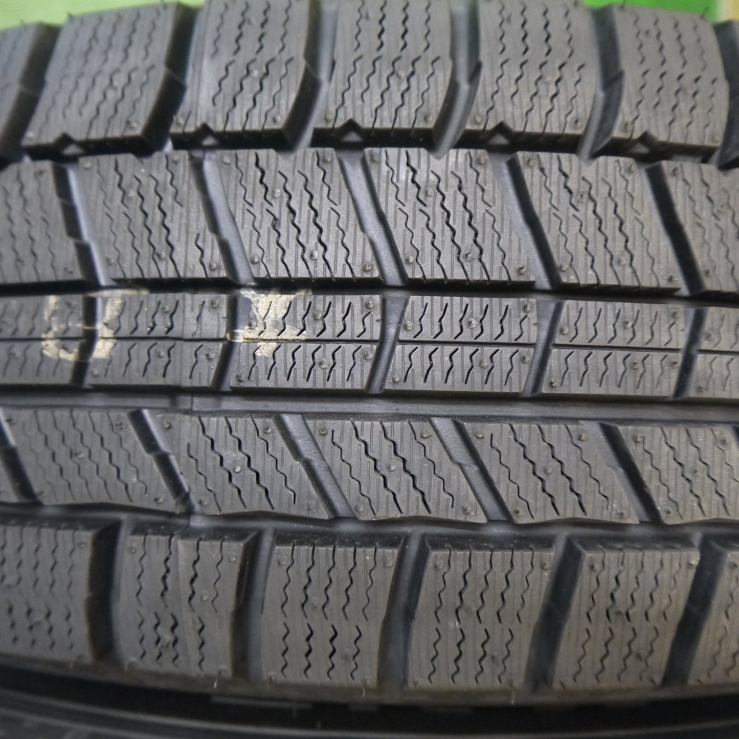 未使用！25年★スタッドレス 185/65R15 オートバックス ノーストレック N5 Abfahren 15インチ PCD100/4H★6012604Hス