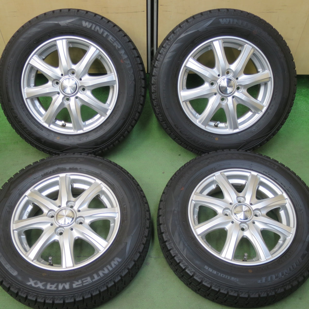 バリ溝！22年！キレイ！9分★スタッドレス 145/80R13 ダンロップ ウインターマックス WM02 MACBES MB8 マクベス 13インチ PCD100/4H★5111202TTス