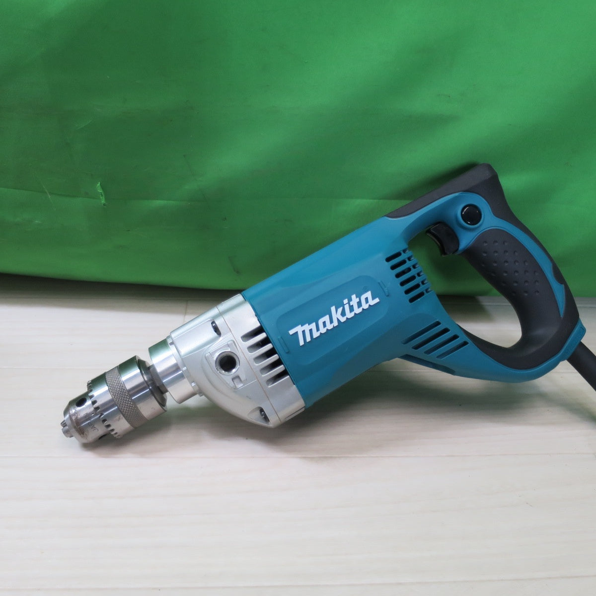 [送料無料] キレイ☆マキタ 13mm 電動 電気 ドリル 100V 6305 穴あけ 電動 工具☆