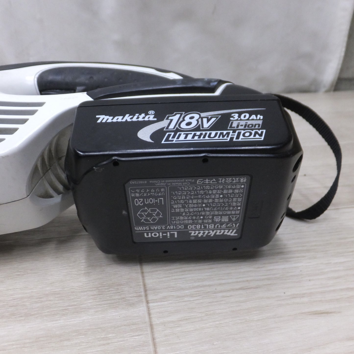 [送料無料] ◆マキタ 充電式 クリーナー CL180FD コードレス 18V 電動 工具 掃除機 集塵機 集じん makita◆