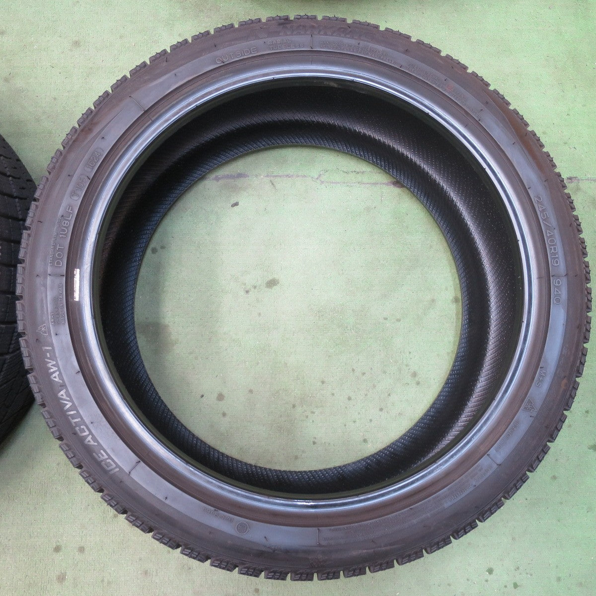バリ溝！24年！9.5分★スタッドレス 245/40R19 ナンカン アイスアクティバ AW-1 タイヤ 19インチ エスティマ スカイライン フーガ マツダ6 等★6021106イスタ