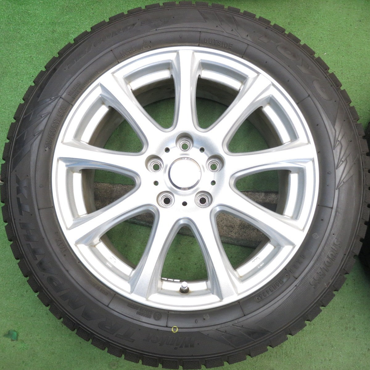 バリ溝！25年！ほぼ10分◎スタッドレス 215/60R17 トーヨー ウインター トランパス TX DUFACT デュファクト 17インチ PCD114.3/5H◎6090602HAス