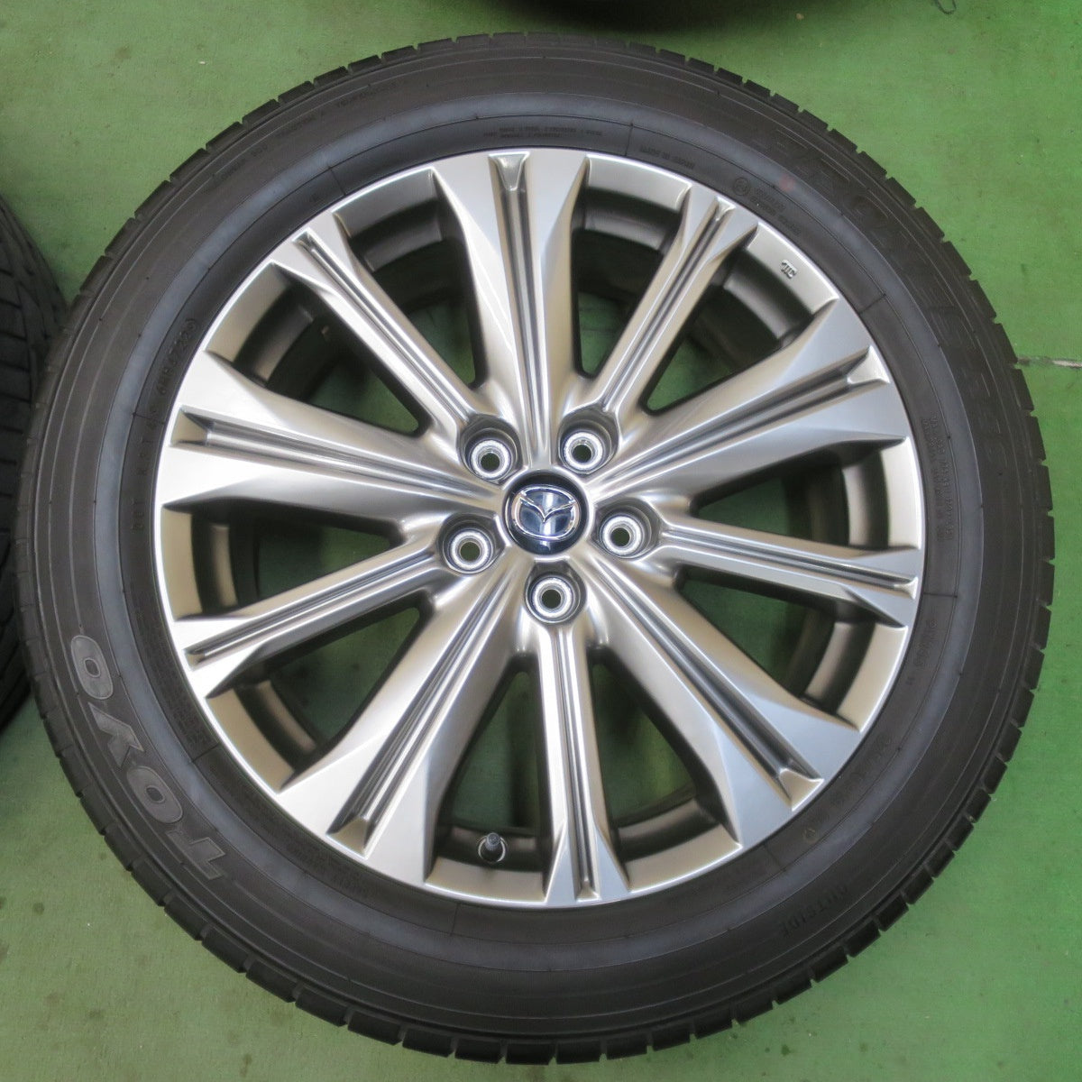 バリ溝！22年！キレイ！9.5分★マツダ CX-5 純正 225/55R19 トーヨー プロクセス R46 19インチ CX5 PCD114.3/5H★6021014イノ