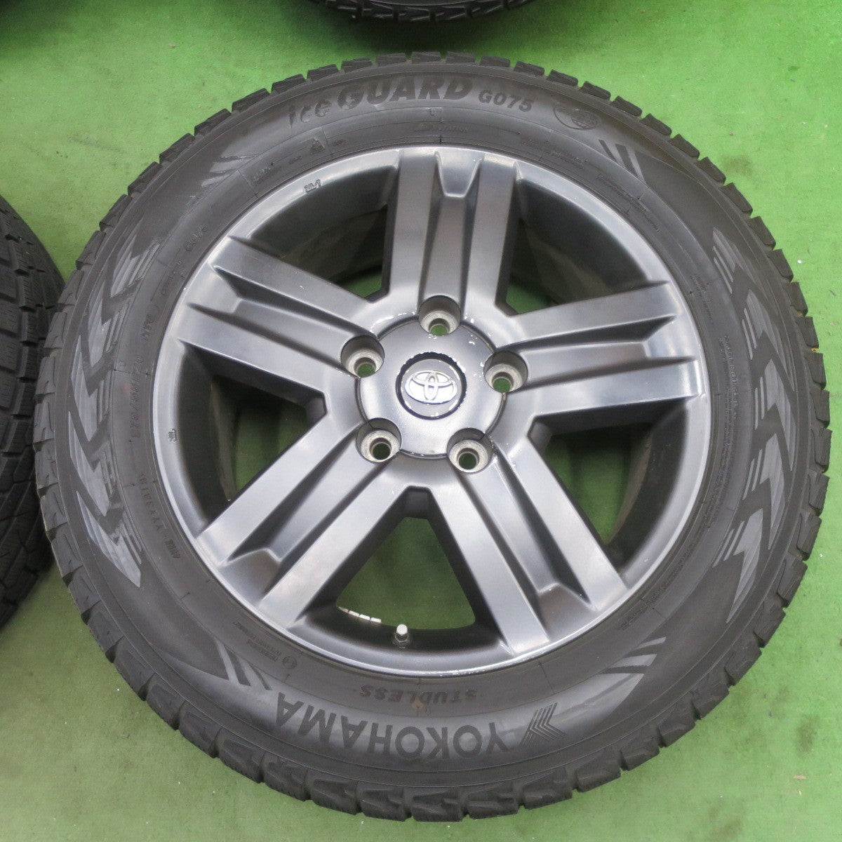 バリ溝！9.5分★トヨタ US タンドラ 純正 275/55R20 スタッドレス ヨコハマ アイスガード G075 20インチ PCD150/5H★6013107ナス