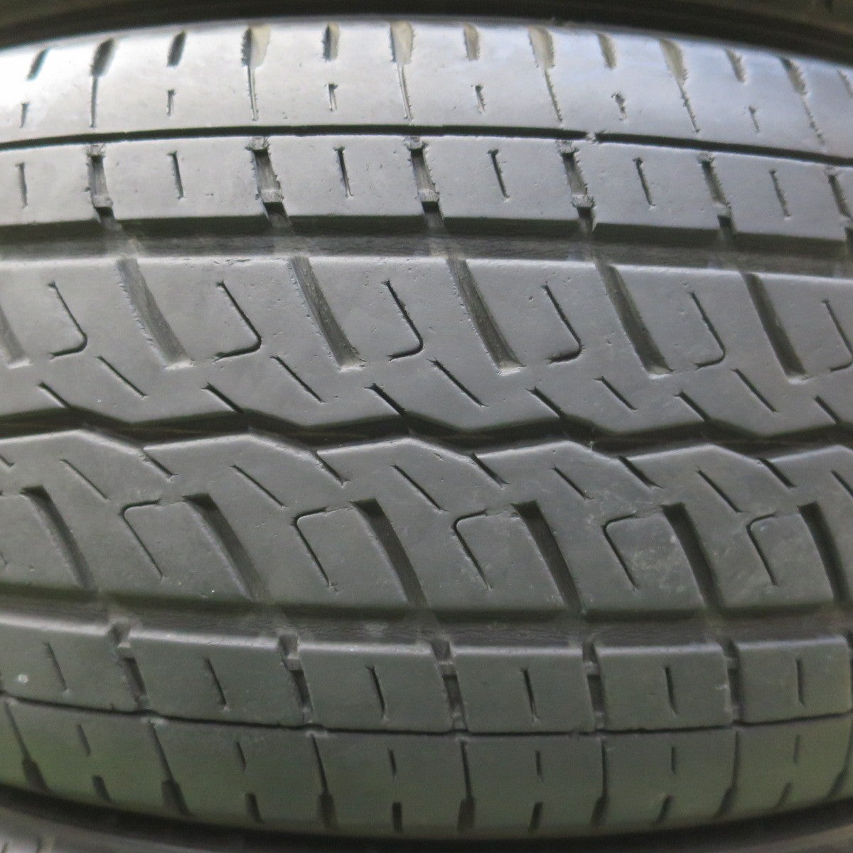 4本価格◎215/65R16 トーヨー H20 ホワイトレター 16インチ タイヤ ハイエース キャラバン 等◎6083109イノタ