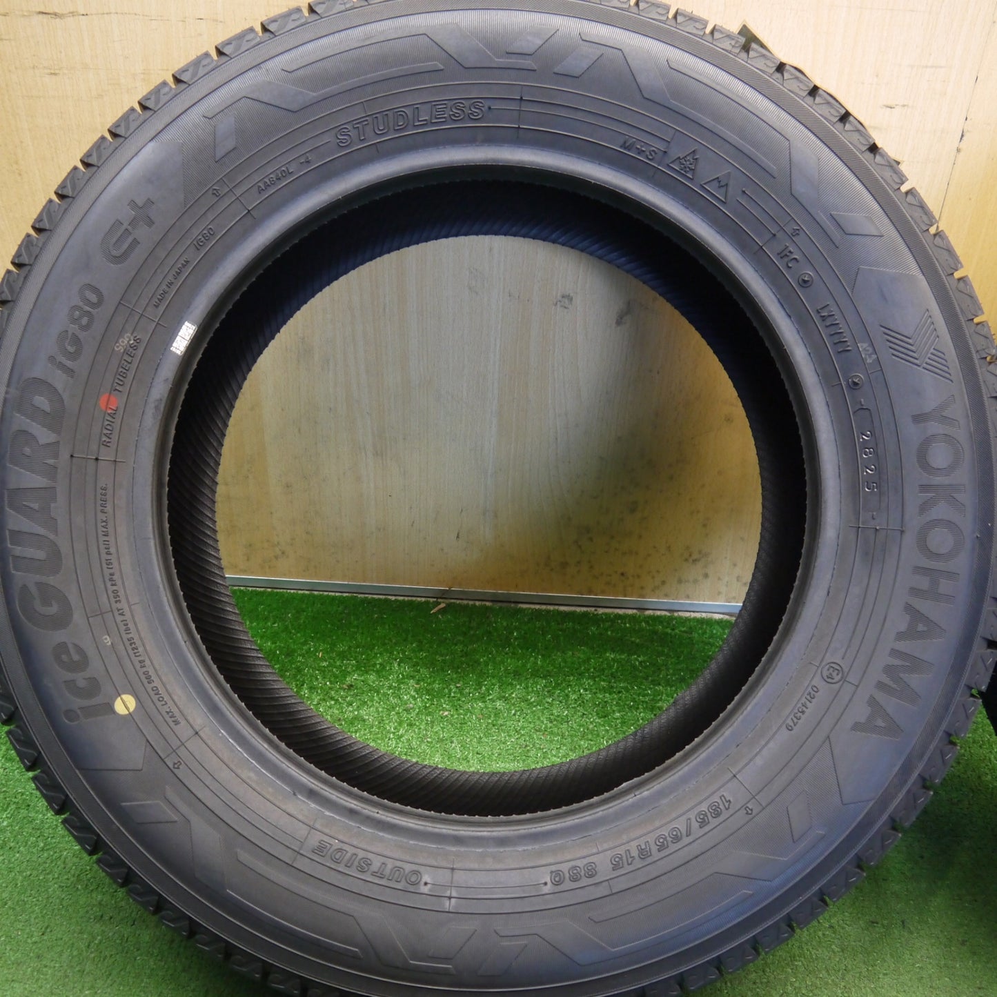 未使用！25年◎スタッドレス 185/65R15 ヨコハマ アイスガード iG80 タイヤ 15インチ シエンタ フリード 等◎6080406Hスタ
