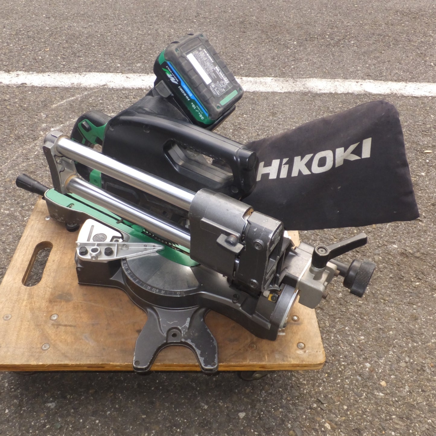 [送料無料] 岐阜発★ハイコーキ HiKOKI 190mm コードレス卓上スライド丸のこ C3607DRA　リチウムイオン蓄電池 BSL36A18BX　セット★
