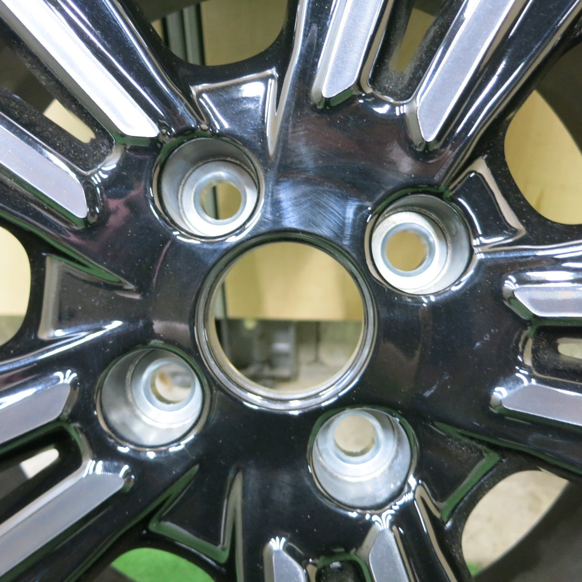 [送料無料] バリ溝！23年！9分！1本★ホンダ GR系 フィット クロスター 純正 185/60R16 ダンロップ エナセーブ EC300+ 16インチ PCD100/4H★4091301ナノ