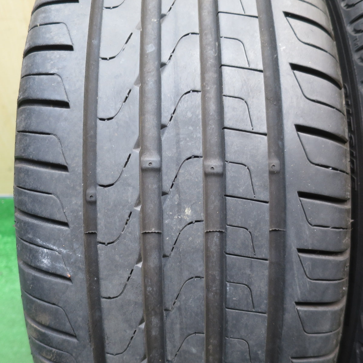 キレイ！22年★ワーゲン T-CROSS R-LINE 純正 215/45R18 ピレリ Cinturato P7 18インチ Tクロス Rライン PCD100/5H★6032903NJノ