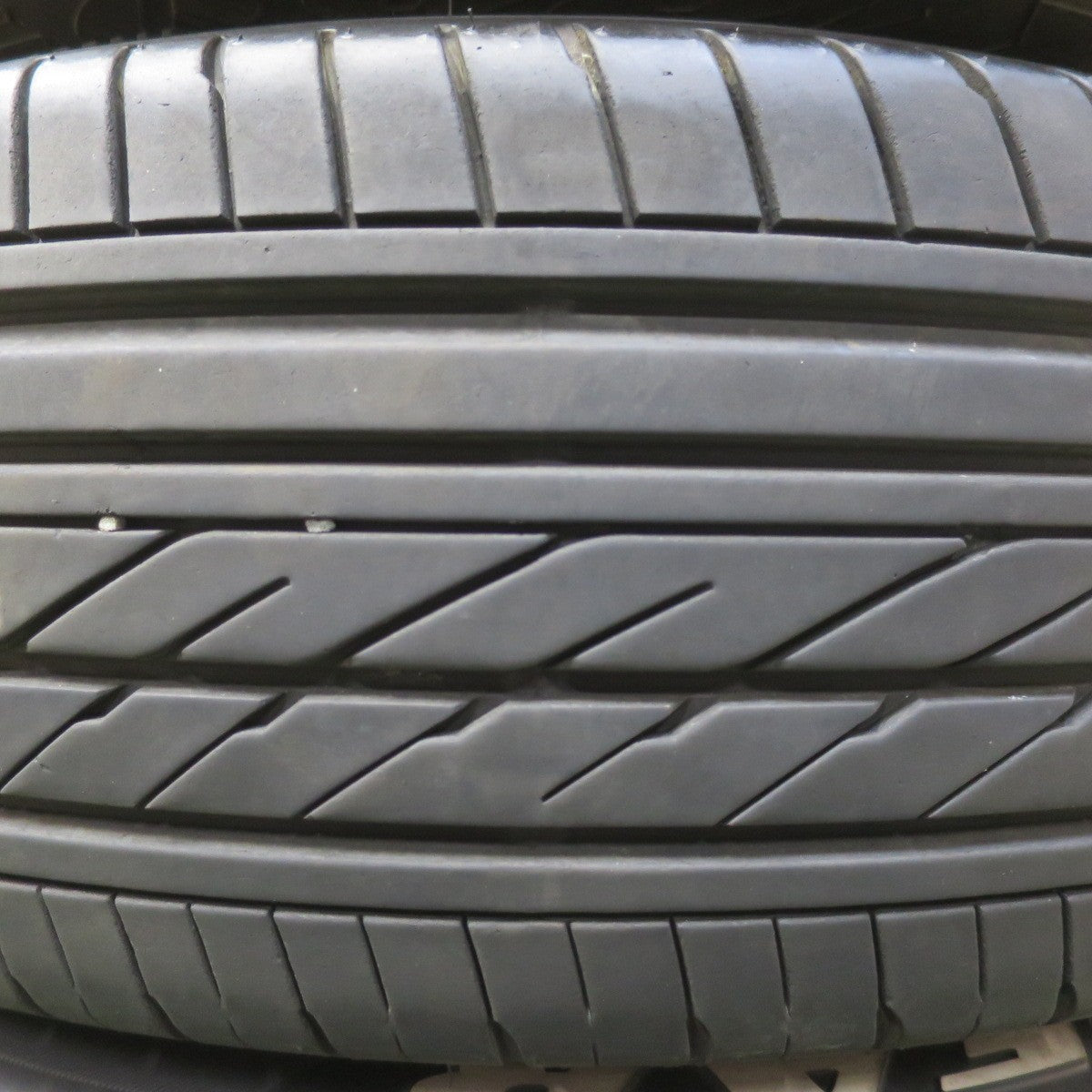 バリ溝！22年！9.5分★215/60R17 109/107R グッドイヤー イーグル #1 Layered ディッシュ レイヤード 17インチ PCD114.3/4H 5H マルチ★6052902イノ