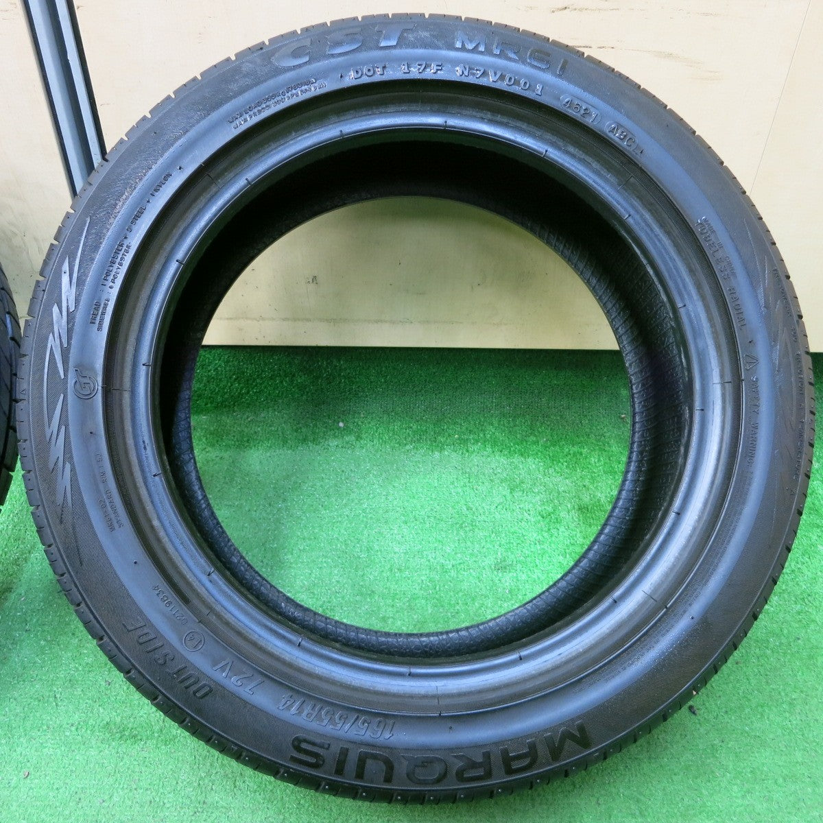 *送料無料* バリ溝！21年！9.5分★軽サイズ 165/55R14 マーキス CST MR61 タイヤ 14インチ ライフ ゼスト パレット ラパン アルト等★4052802イノタ