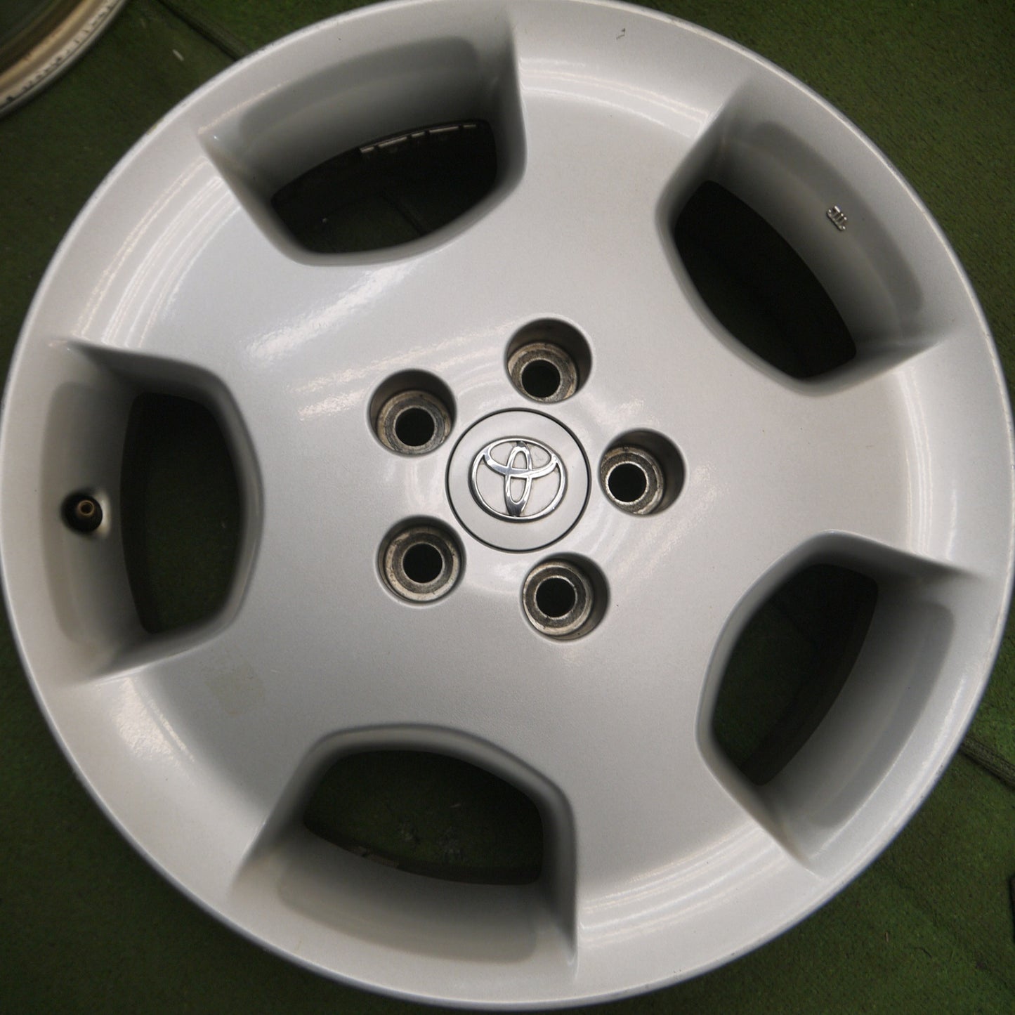 *送料無料* 4本価格★トヨタ クルーガー 純正 ホイール 17インチ 17×6.5JJ PCD114.3/5H★4051506Hホ