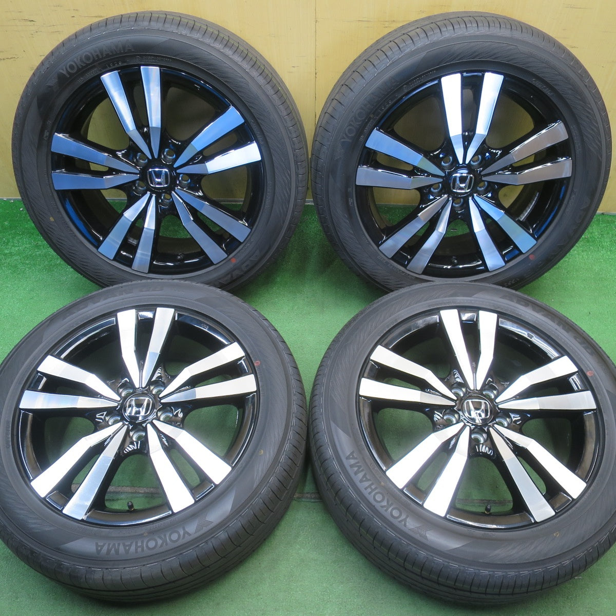 新車外し！26年◎ホンダ ZR-V 純正 225/55R18 ヨコハマ アドバン dB V552 18インチ ZRV PCD114.3/5H◎6071803NJノ
