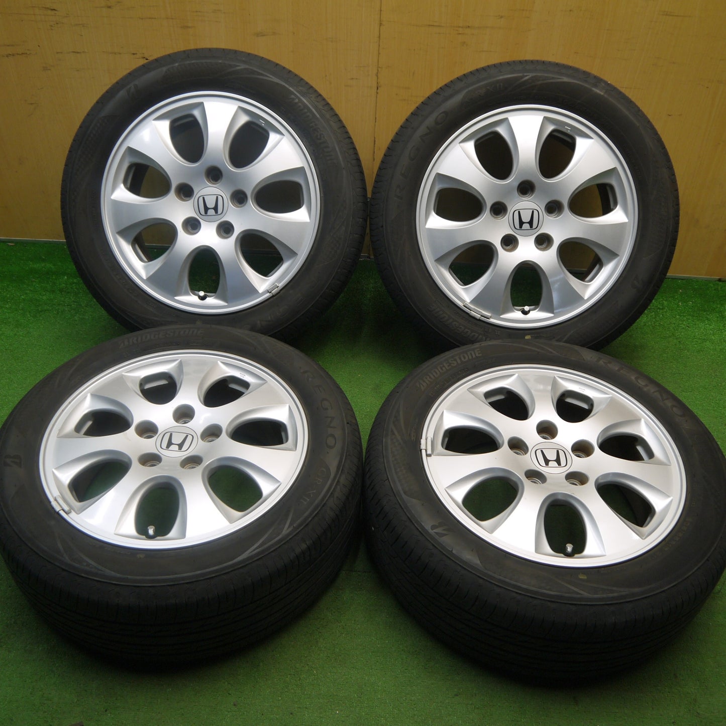 バリ溝！キレイ！9分★ホンダ アコード 純正 205/55R16 ブリヂストン レグノ GR-X2 16インチ PCD114.3/5H★6041005Hノ