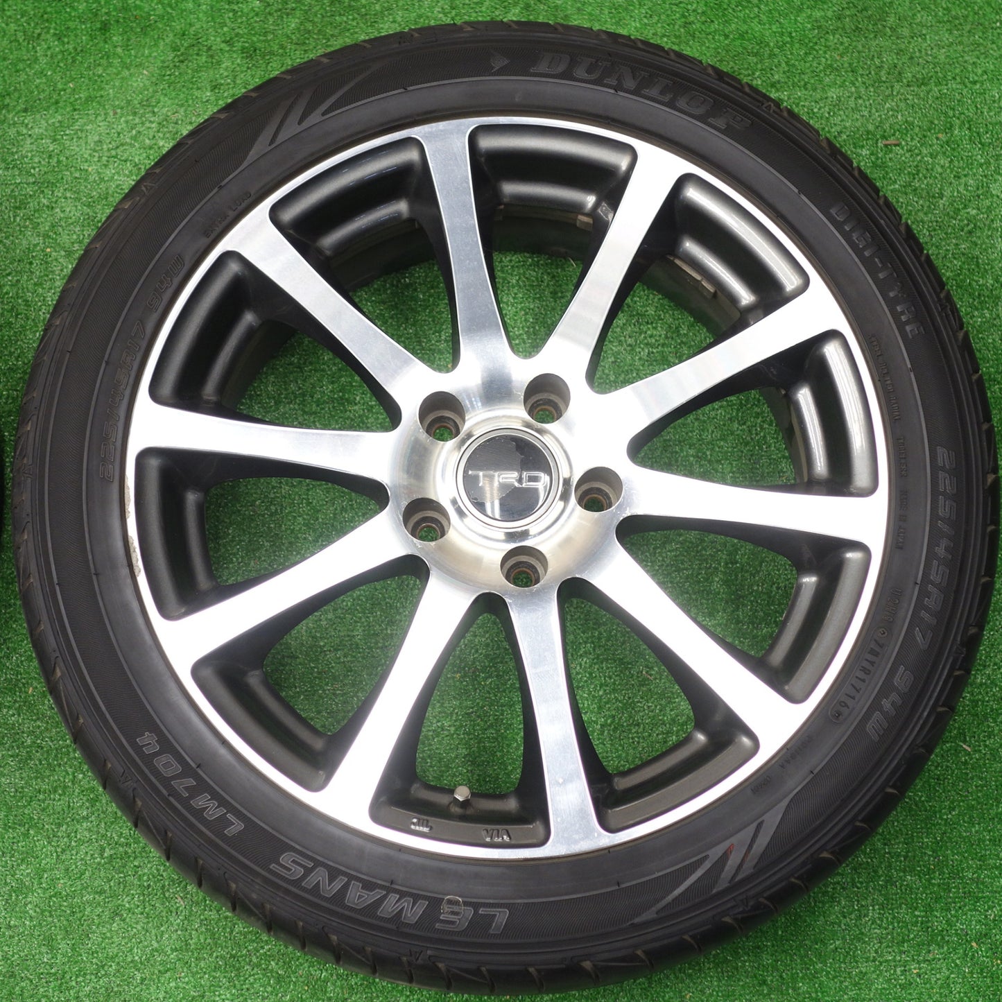 バリ溝！8.5分★トヨタ アルファード ヴェルファイア 等 TRD TF4 225/45R17 ダンロップ LE MANS LM704 17インチ PCD114.3/5H★5112903KTノ