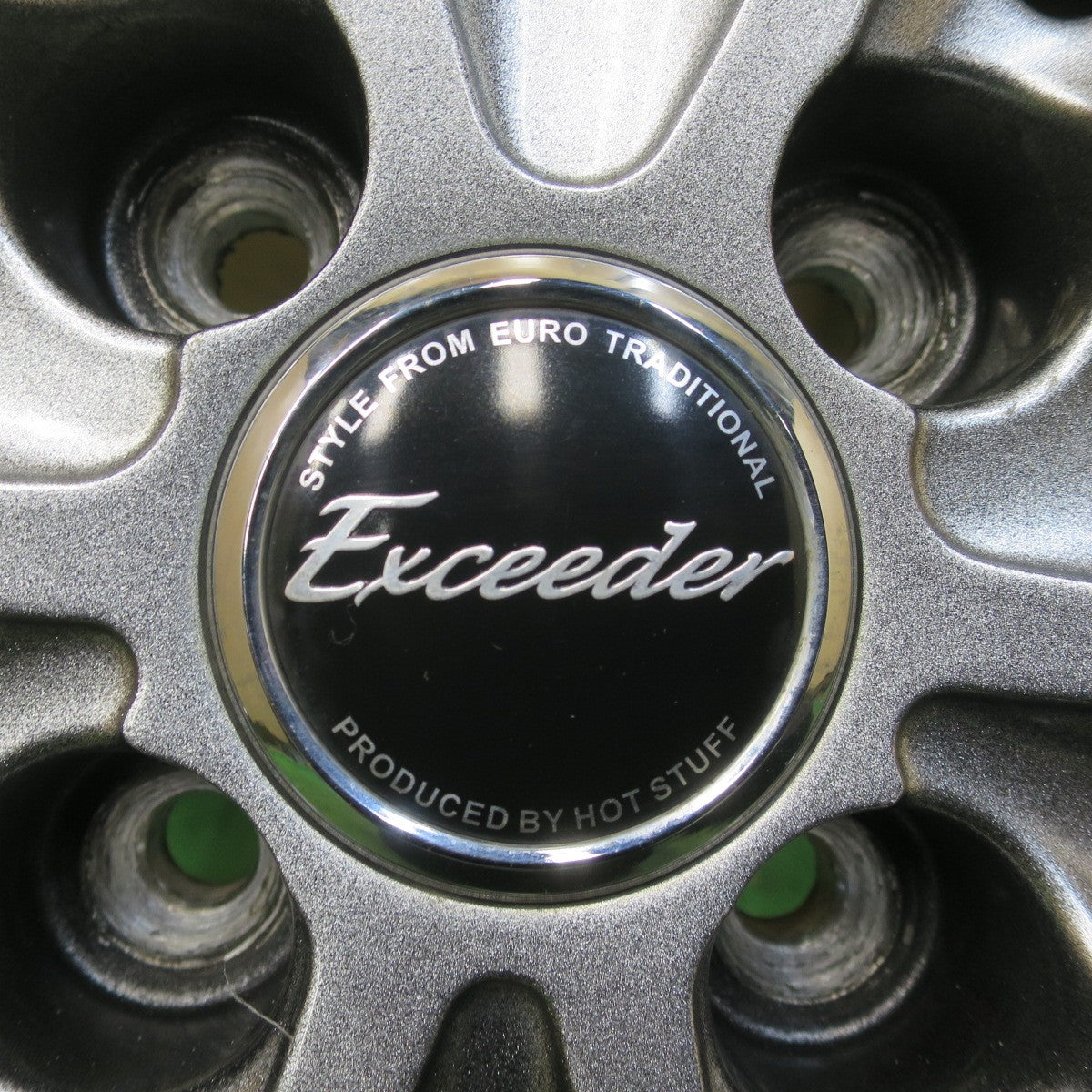 バリ溝！22年！ほぼ10分★スタッドレス 175/70R14 ダンロップ ウインターマックス WM02 Exceeder エクシーダー 14インチ PCD100/4H★6012701イス