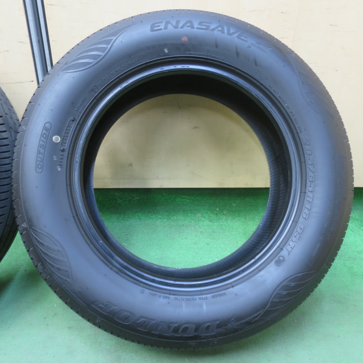 バリ溝！25年！9.5分以上★205/65R16 ダンロップ エナセーブ EC350+ タイヤ 16インチ セレナ カムリ ヤリスクロス エスティマ 等★5121004イノタ