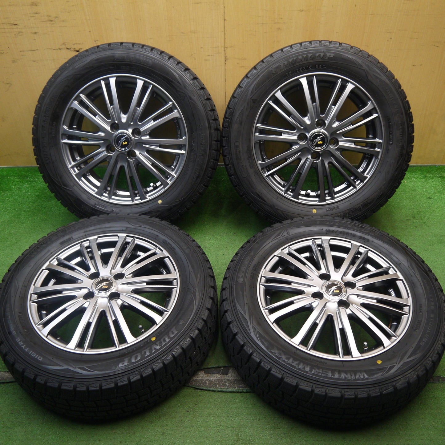 バリ溝！キレイ！9.5分★スタッドレス 185/65R15 ダンロップ ウインターマックス WM01 Fang SINOLION ファング 15インチ PCD100/4H★5071804Hス