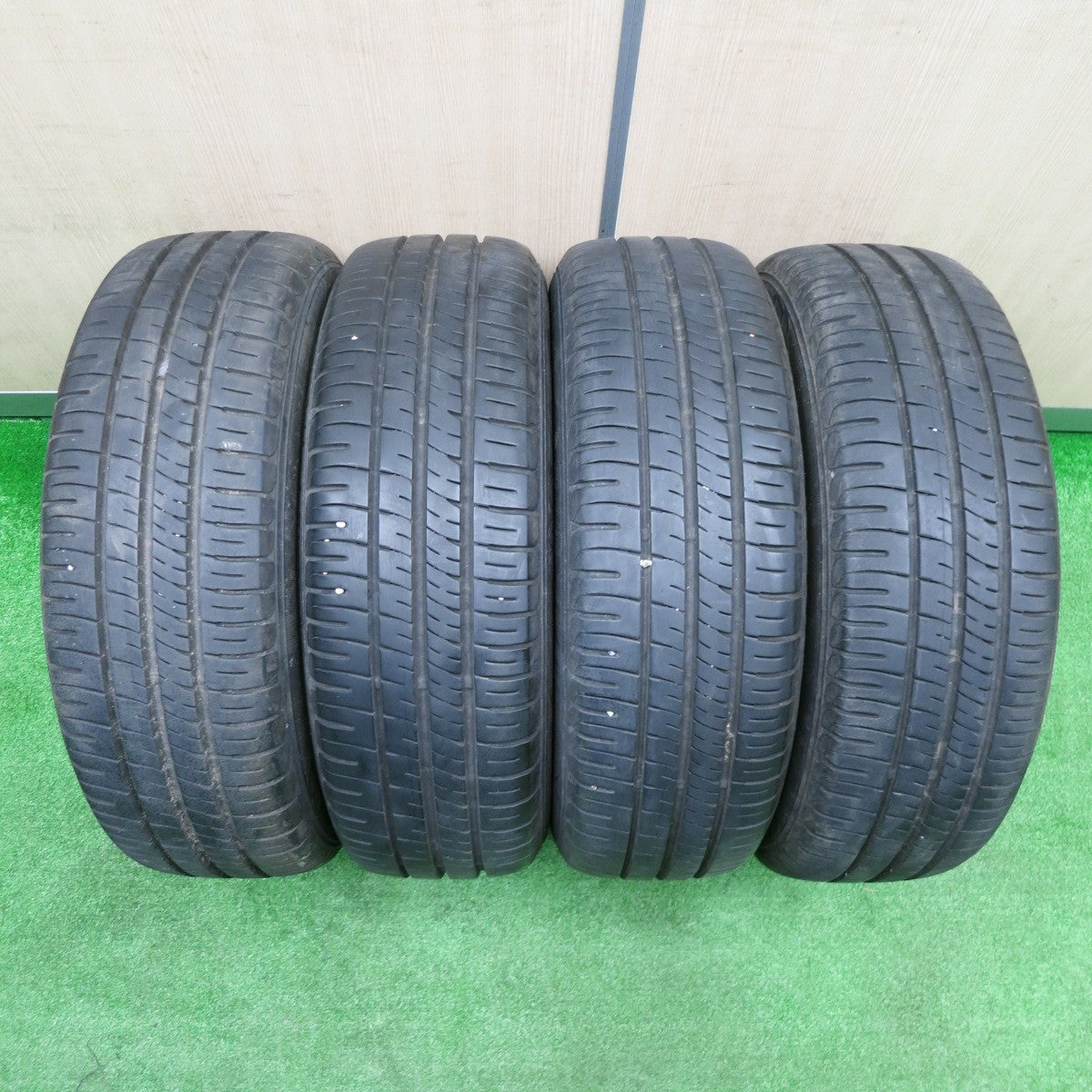 [送料無料] バリ溝！21年！9.5分★185/60R15 ダンロップ エナセーブ EC204 ZINA LITE ジーナ ライト 15インチ PCD100/4H★4093003NJノ