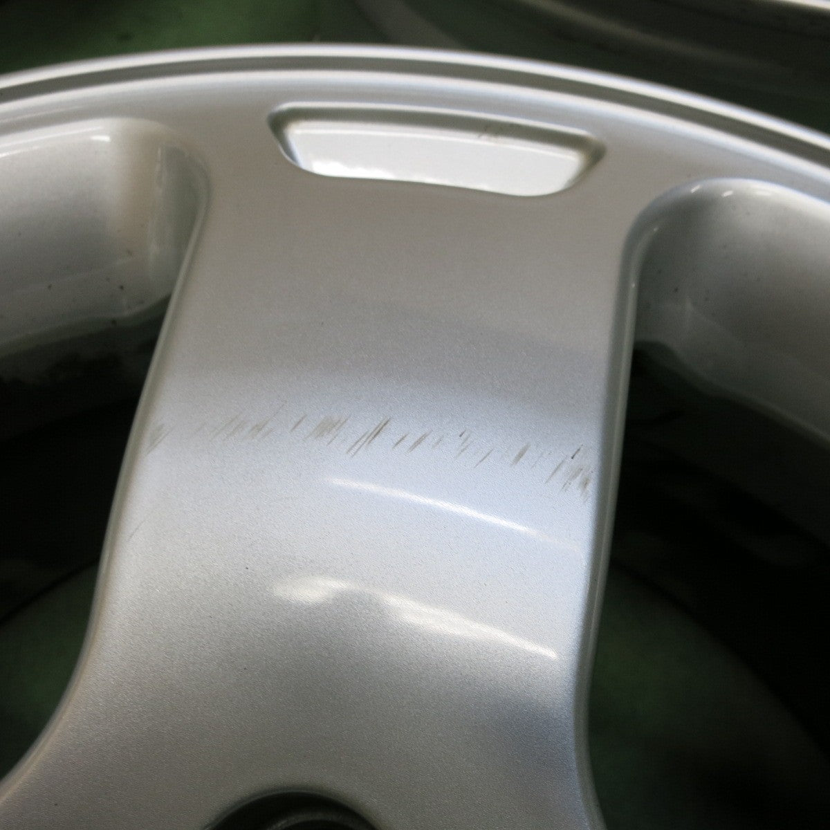 キレイ★VW ワーゲン トゥアレグ 等 社外 アルミ ホイール 17インチ 17×7.5J PCD130/5H★5041804SYホ