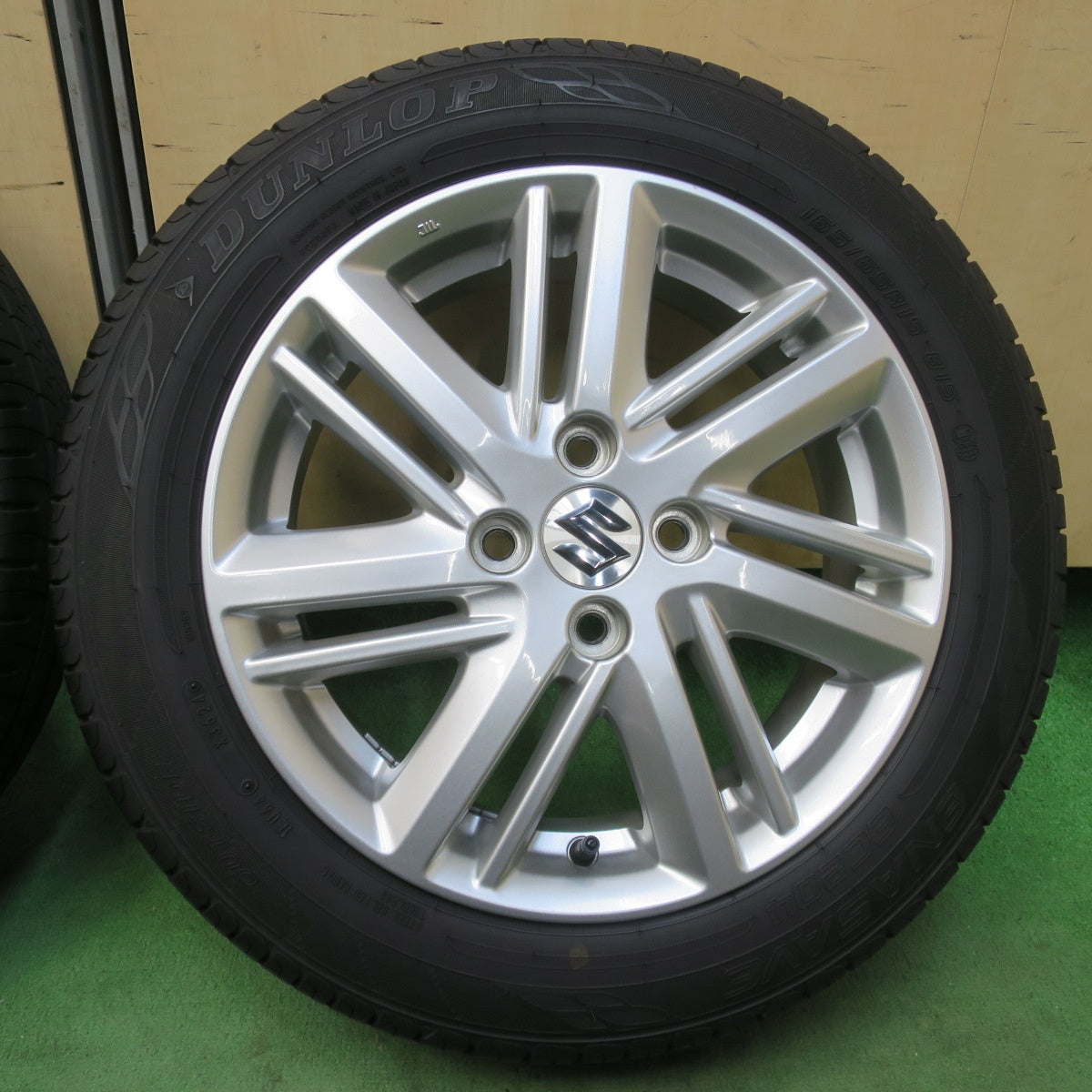 バリ溝！24年！キレイ！9分★スズキ MA37S ソリオ 純正 165/65R15 ダンロップ エナセーブ EC204 15インチ PCD100/4H★6021112イノ
