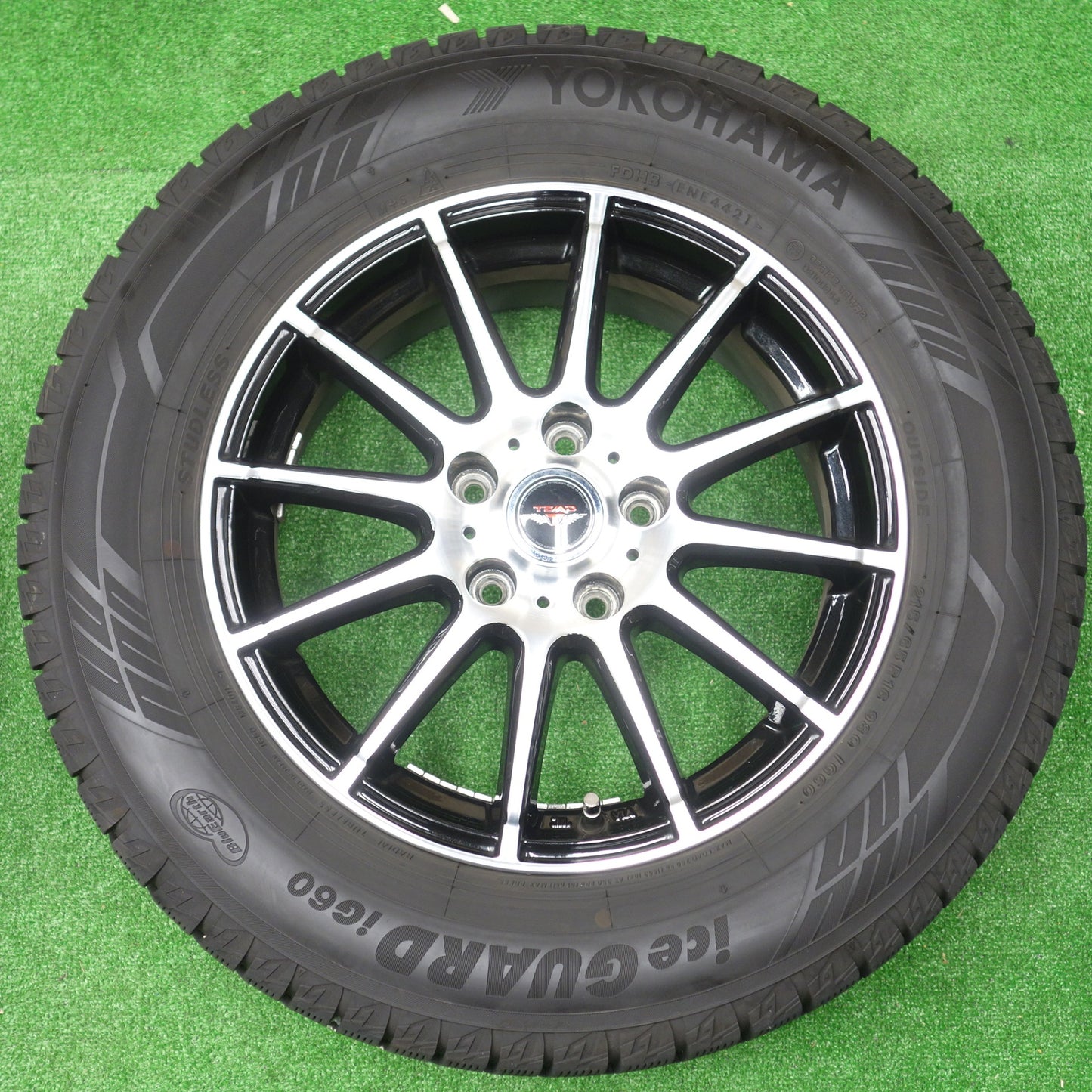バリ溝！21年！9.5分★スタッドレス 215/65R16 ヨコハマ アイスガード iG60 TEAD テッド 16インチ PCD114.3/5H★5120102KTス