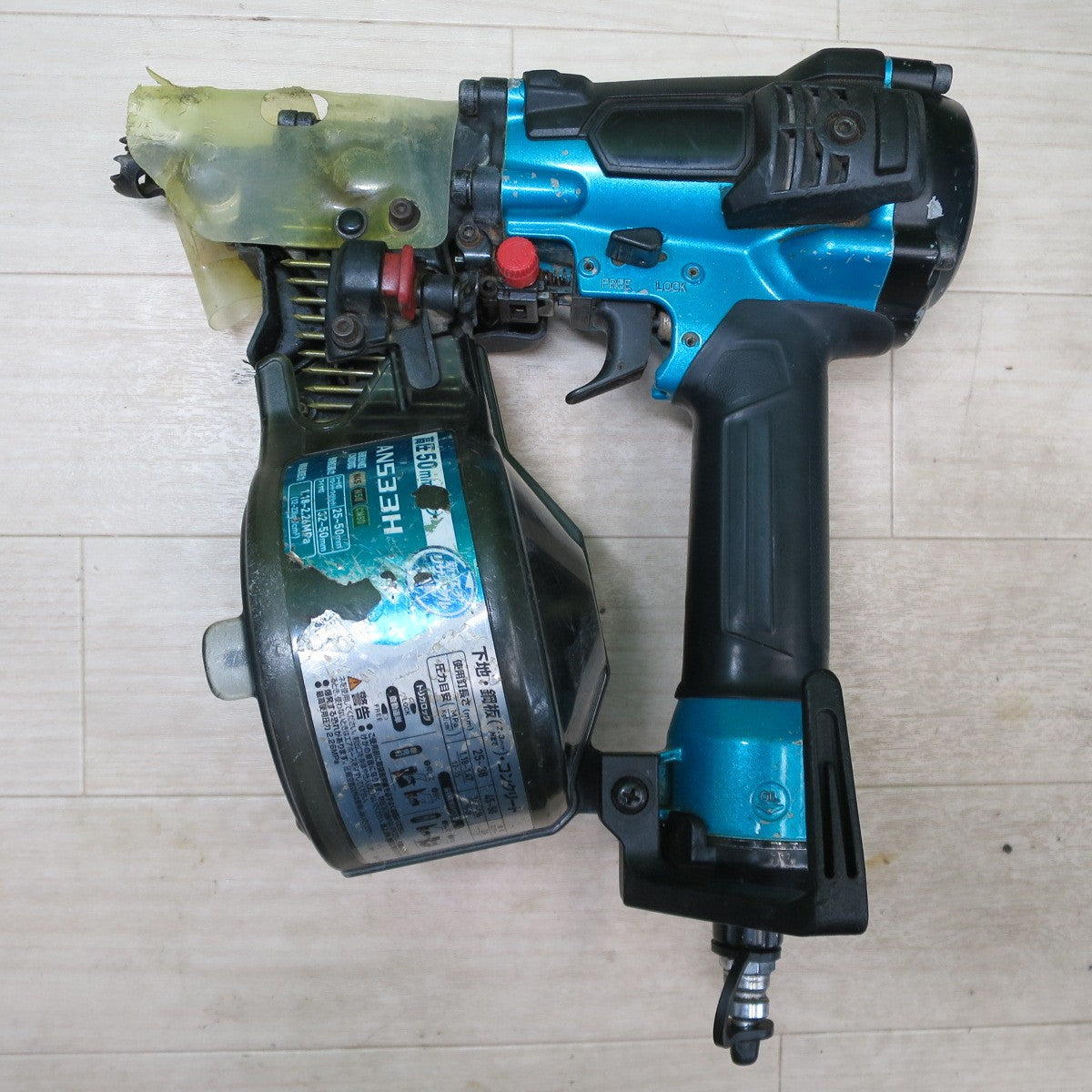 [送料無料] ☆マキタ 50mm 高圧 エア 釘打 AN533HM エアー ツール 工具 釘 打ち 機 青 ブルー makita☆