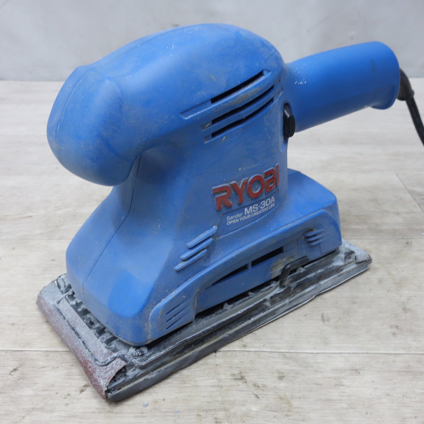 [送料無料] ◆RYOBI リョービ サンダ MS-30A 電動 工具 サンダー 100V 研摩 研磨 機◆