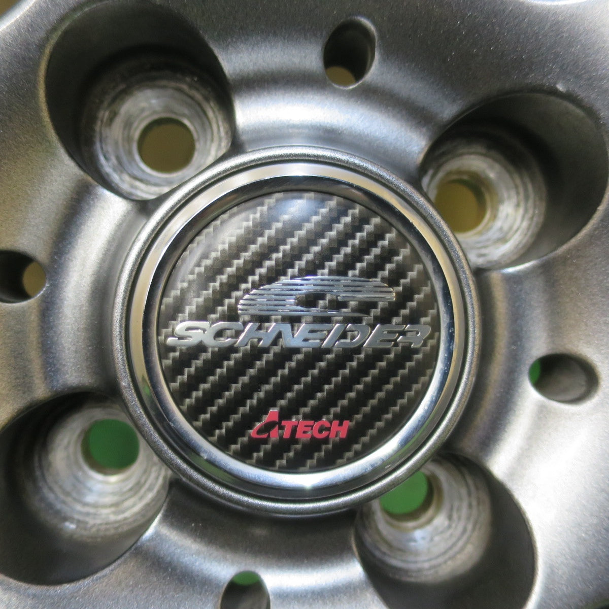 バリ溝！22年！キレイ！9分★スタッドレス 185/65R15 ヨコハマ アイスガード iG60 SCHNEIDER シュナイダー 15インチ PCD100/4H★5103103イス