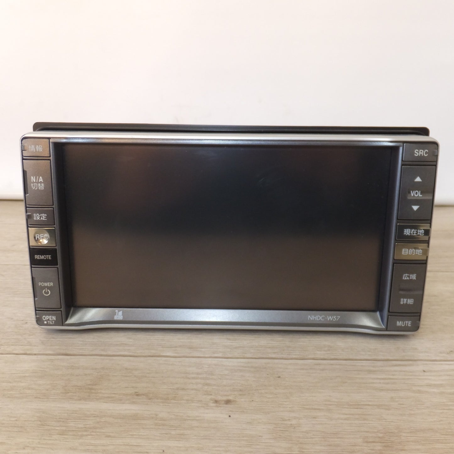 [送料無料] ★クラリオン製 ダイハツ 純正 ワイド7型 HDD DVD タッチパネル AV-Naviシステム NHDC-W57 08545-K9012(10)★