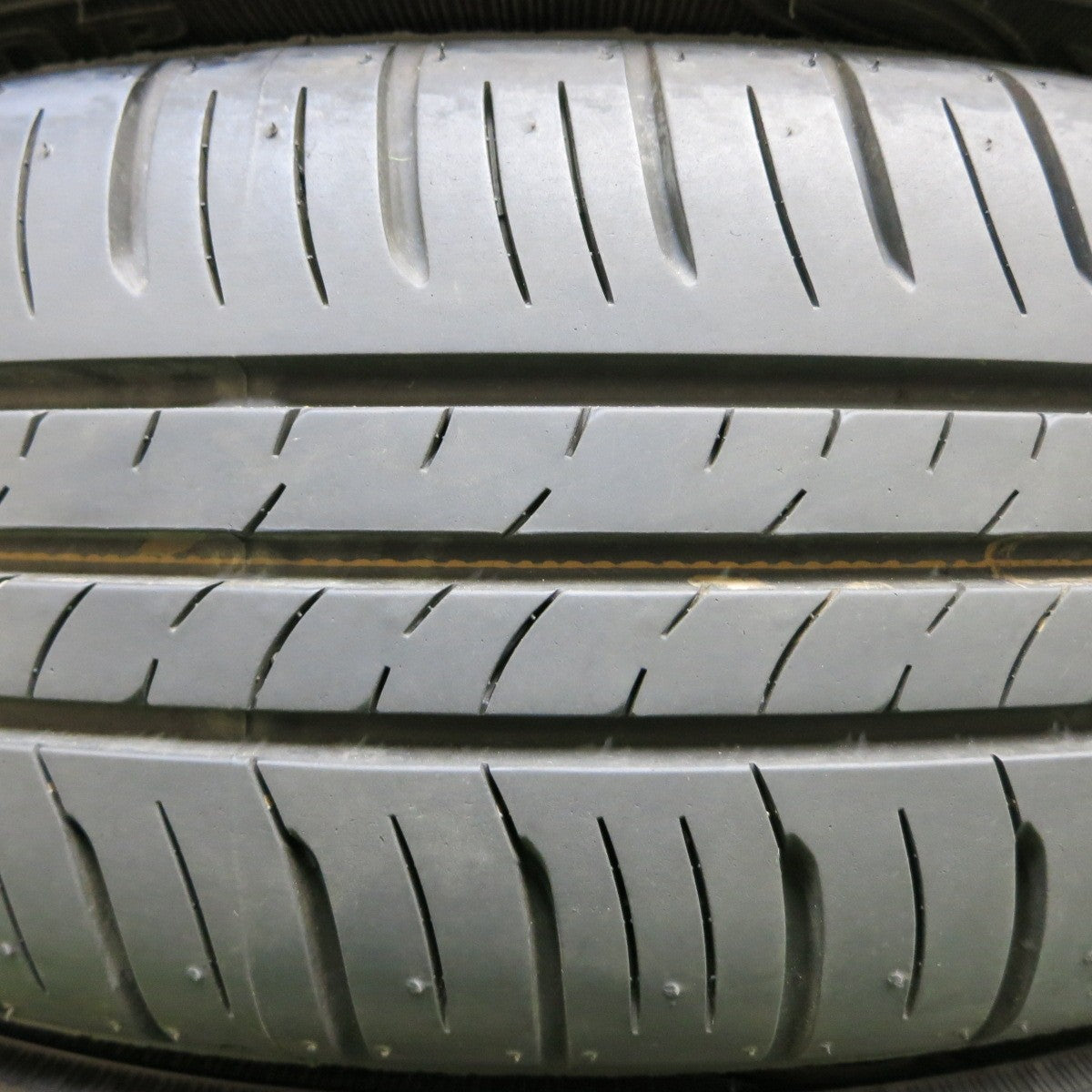 *送料無料* バリ溝！23年！キレイ！ほぼ10分★スズキ ハスラー 純正 165/60R15 ダンロップ エナセーブ EC300+ 15インチ PCD100/4H★4050311イノ